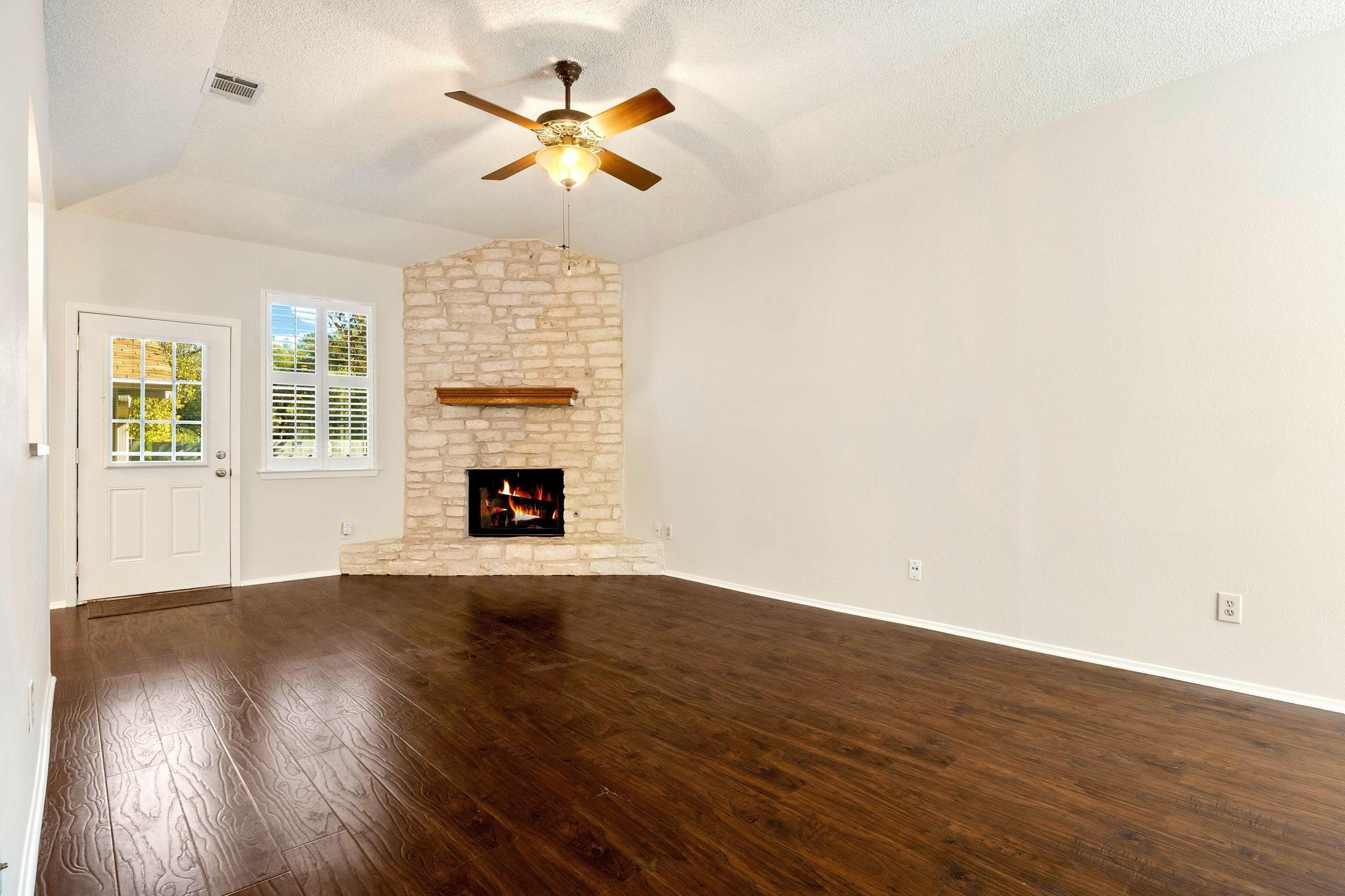 6501 Brush Country RD # 109