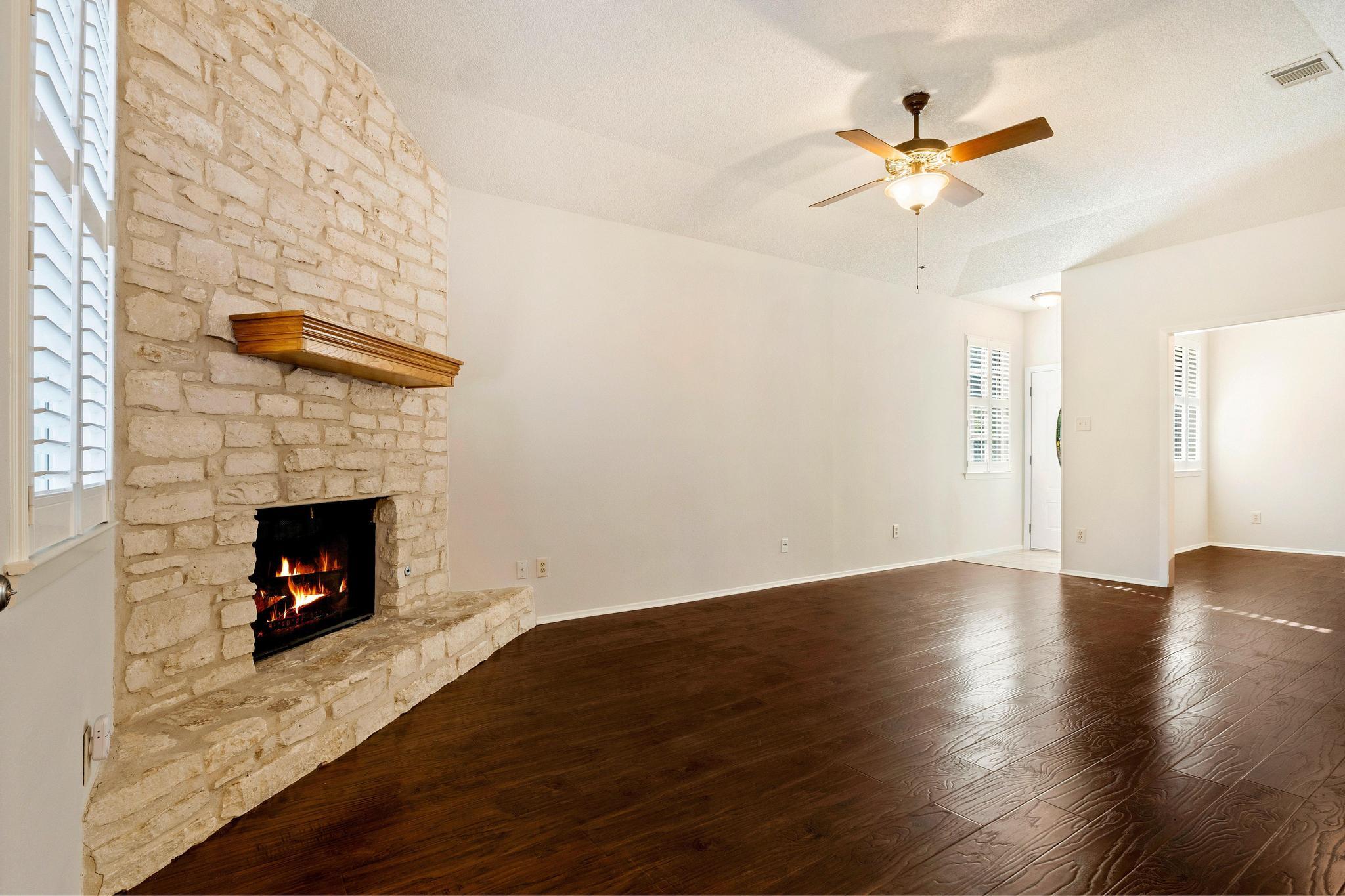 6501 Brush Country RD # 109