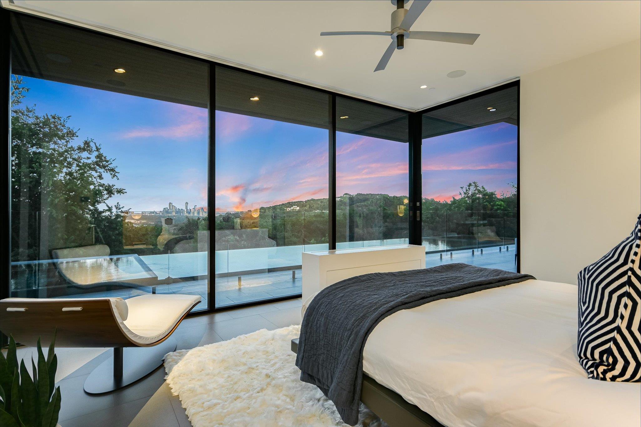 901 Terrace Mountain DR