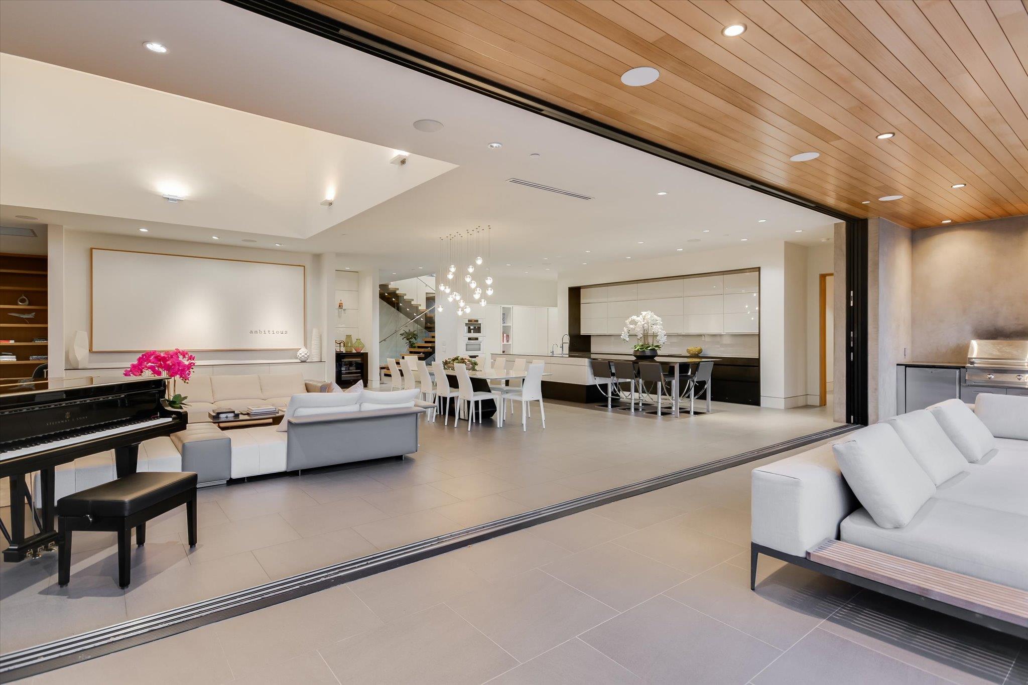 901 Terrace Mountain DR