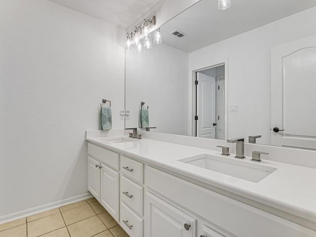 12904 Bloomfield Hills