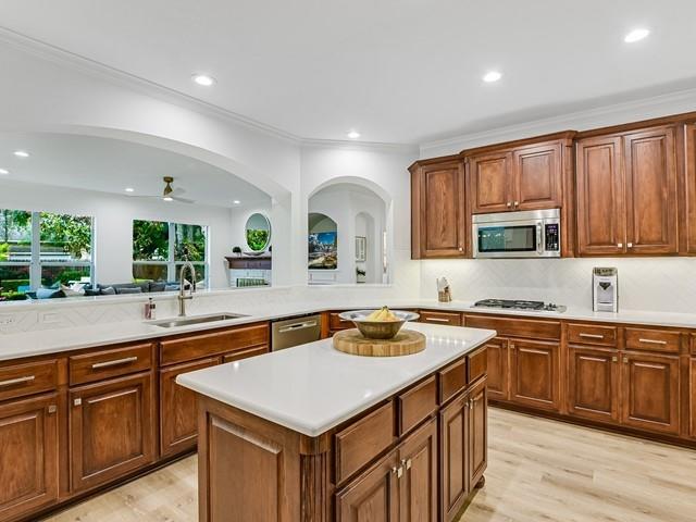 12904 Bloomfield Hills