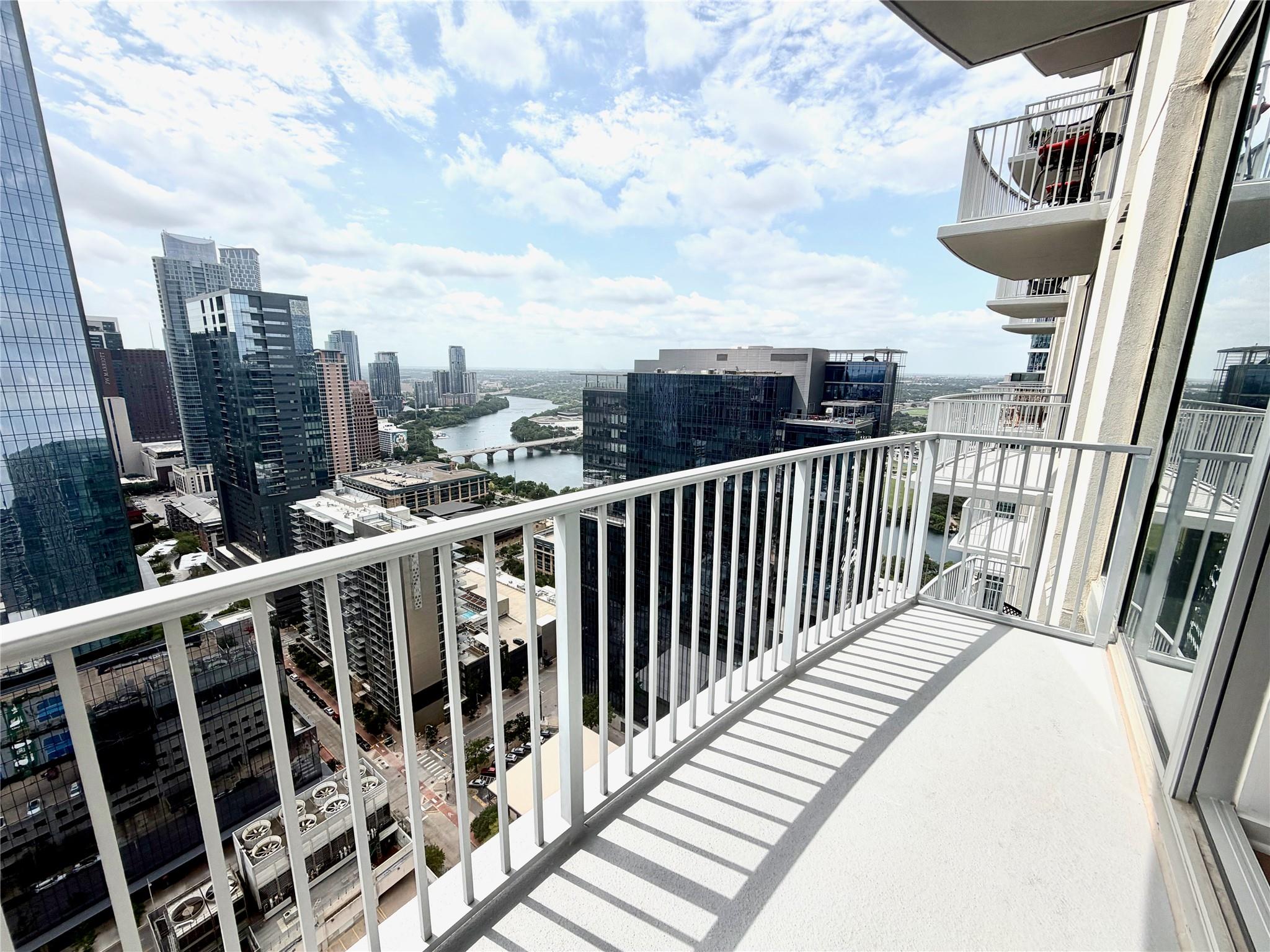 360 Nueces ST # 3609