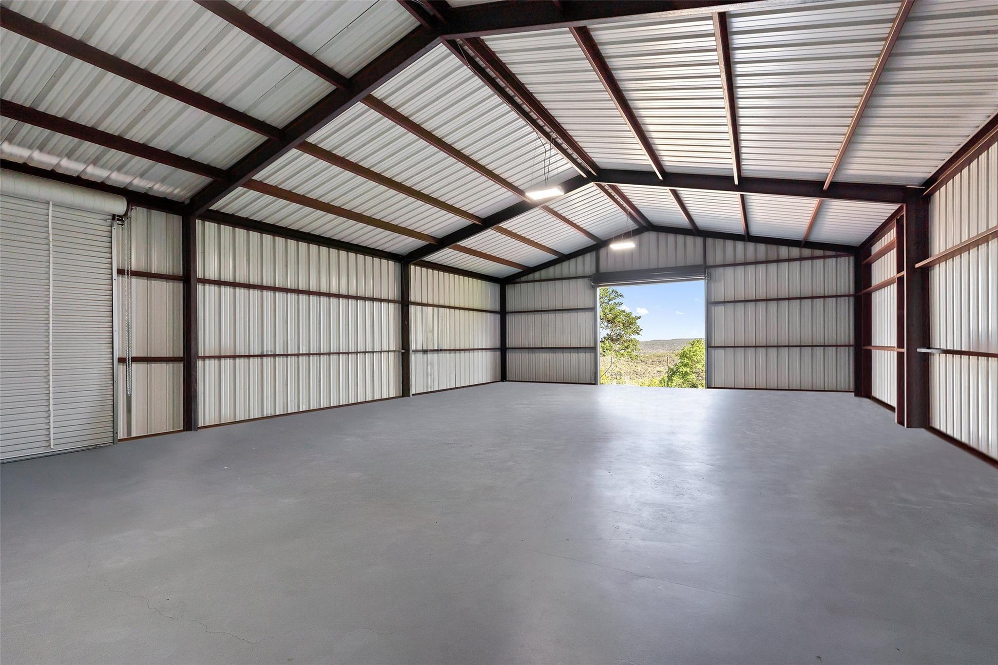 1302 Sparrow LN