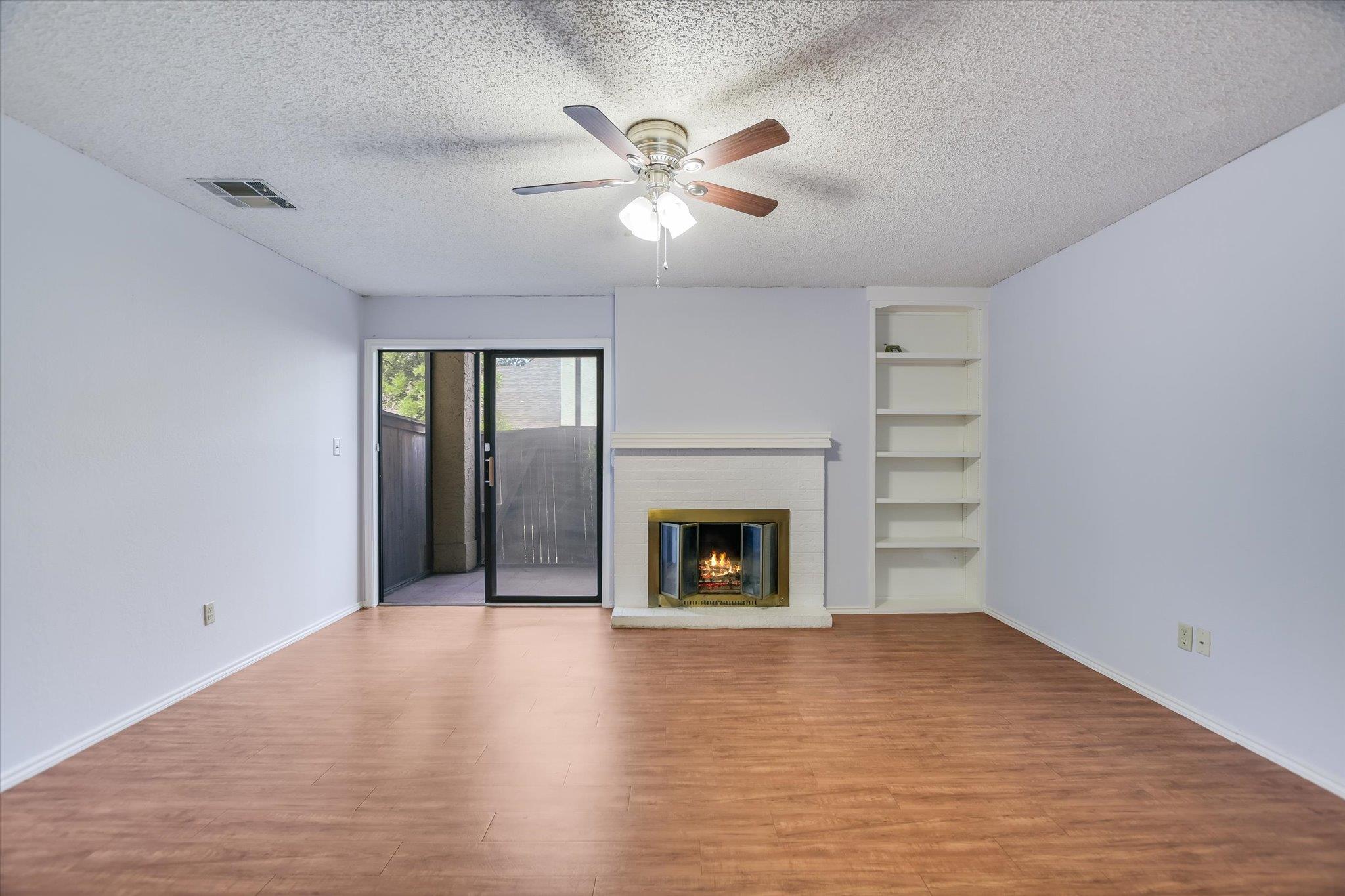 1202 Thorpe LN # 407