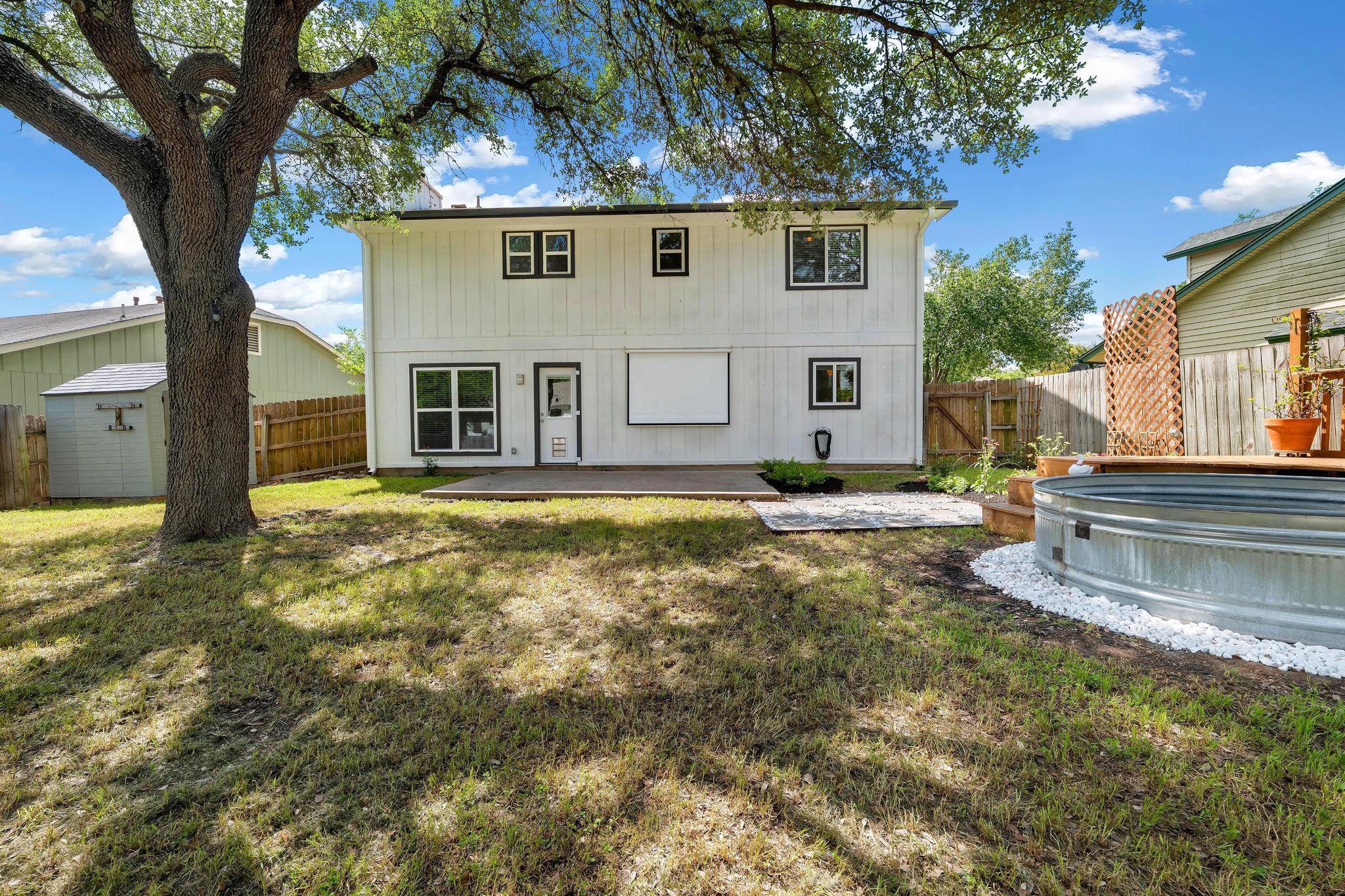 8536 Birmingham DR