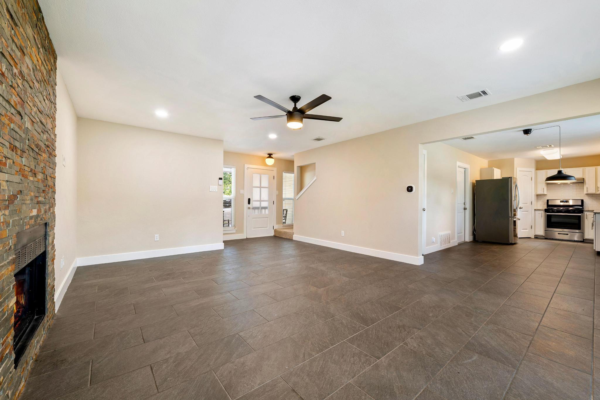 8536 Birmingham DR