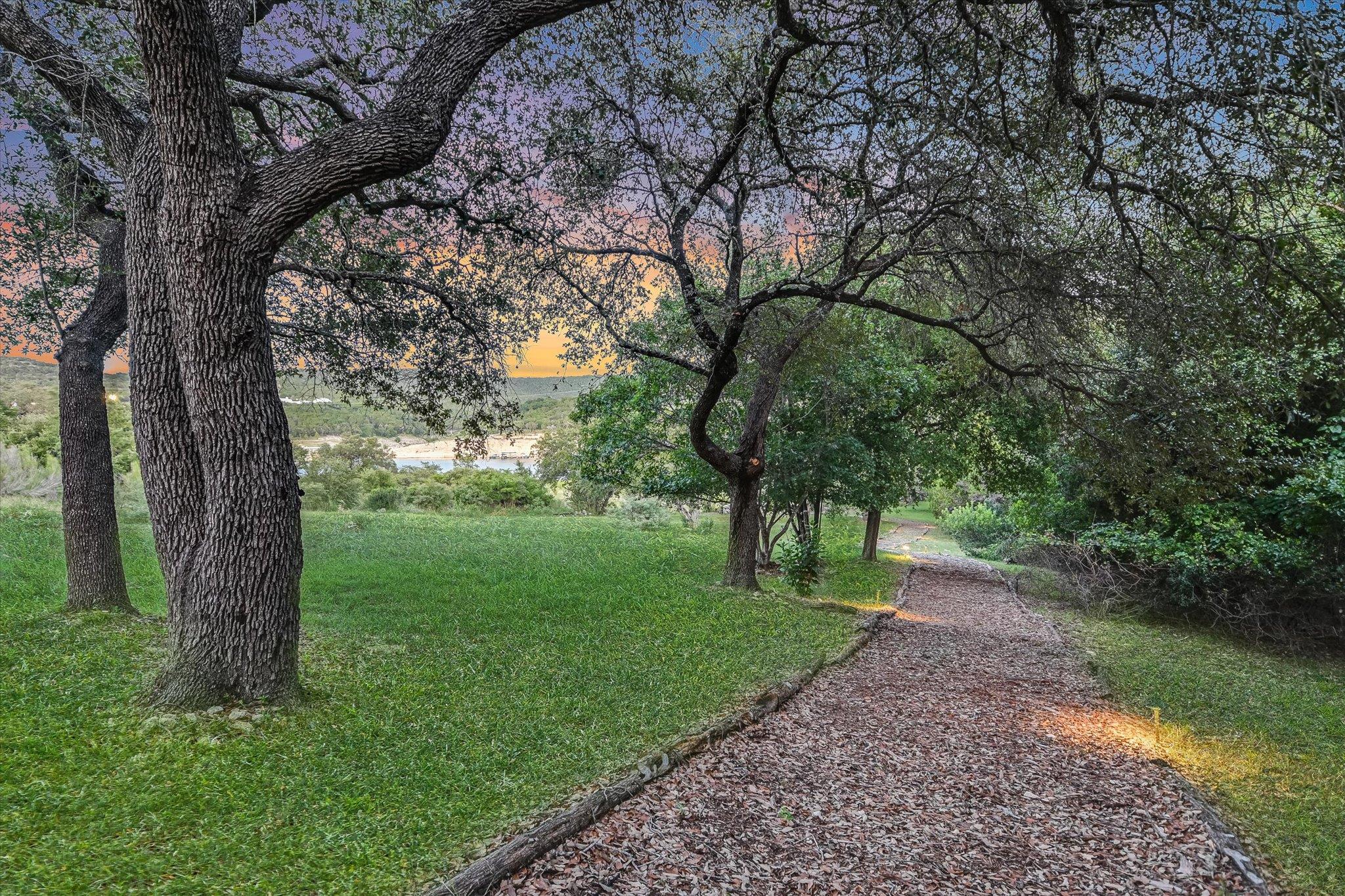 17120 Northlake Hills DR