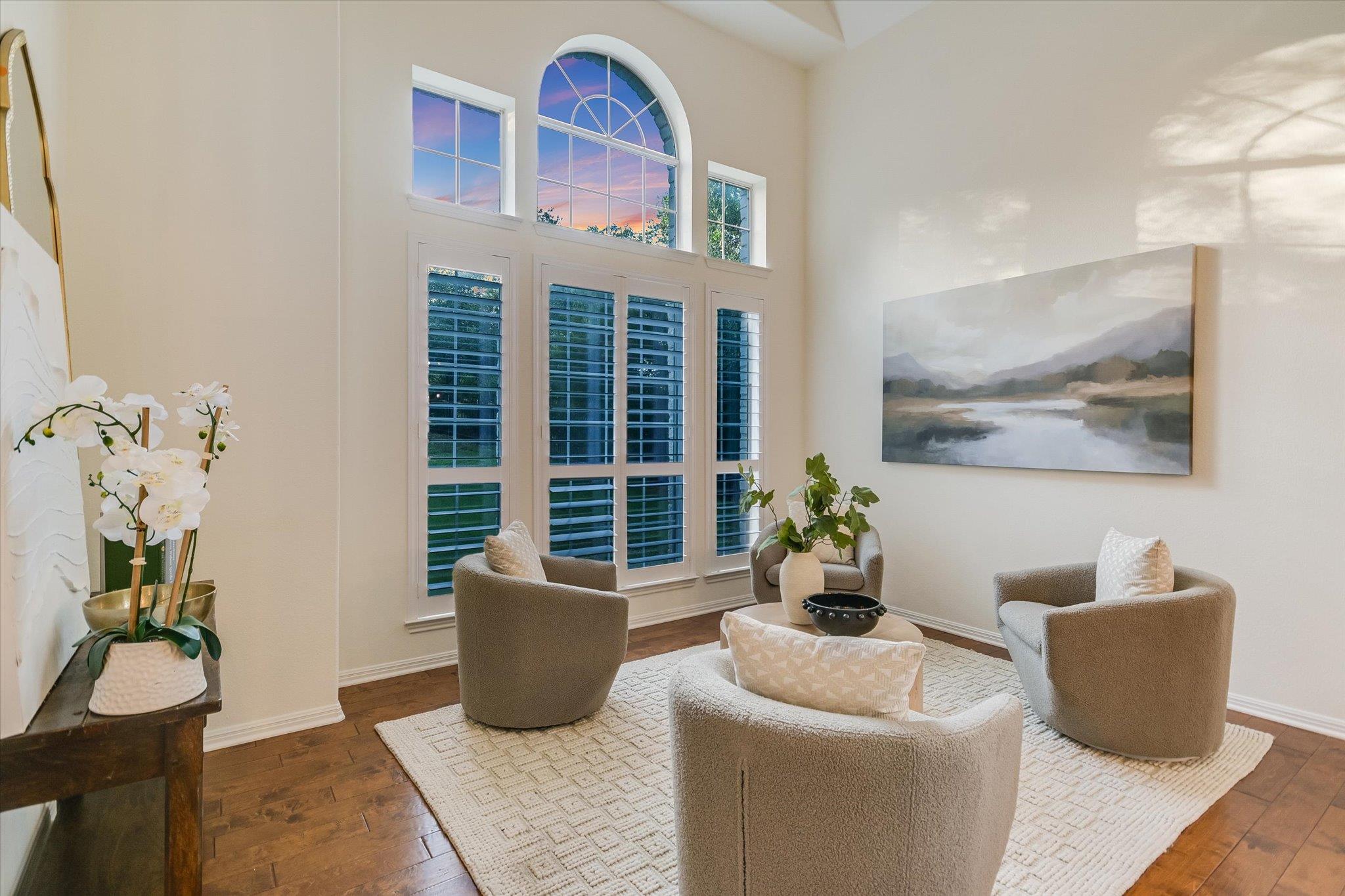 17120 Northlake Hills DR