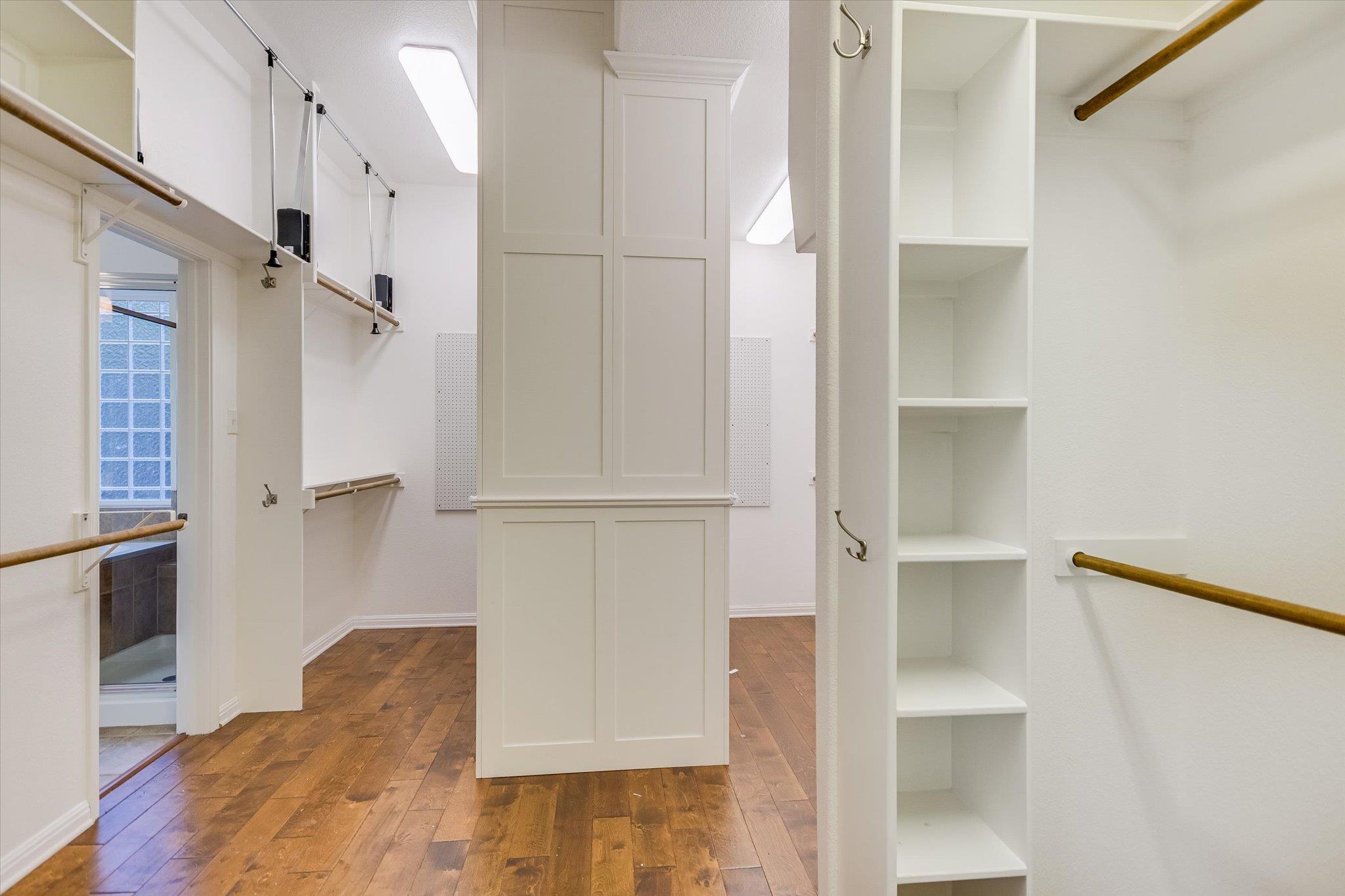 17120 Northlake Hills DR