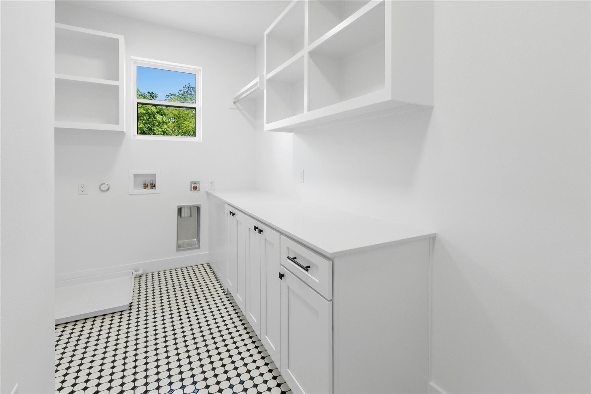 1500 Sylvan Glade RD # 1B