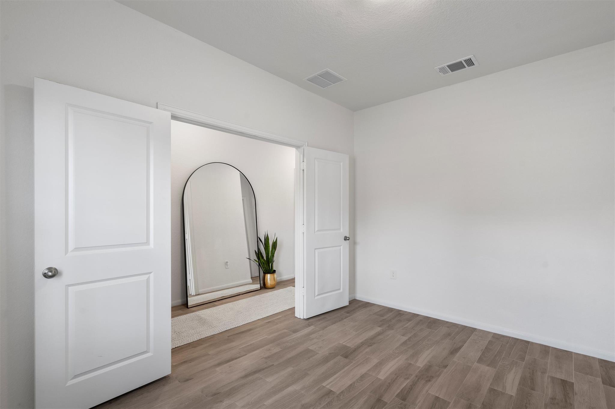 6720 Coalinga LN