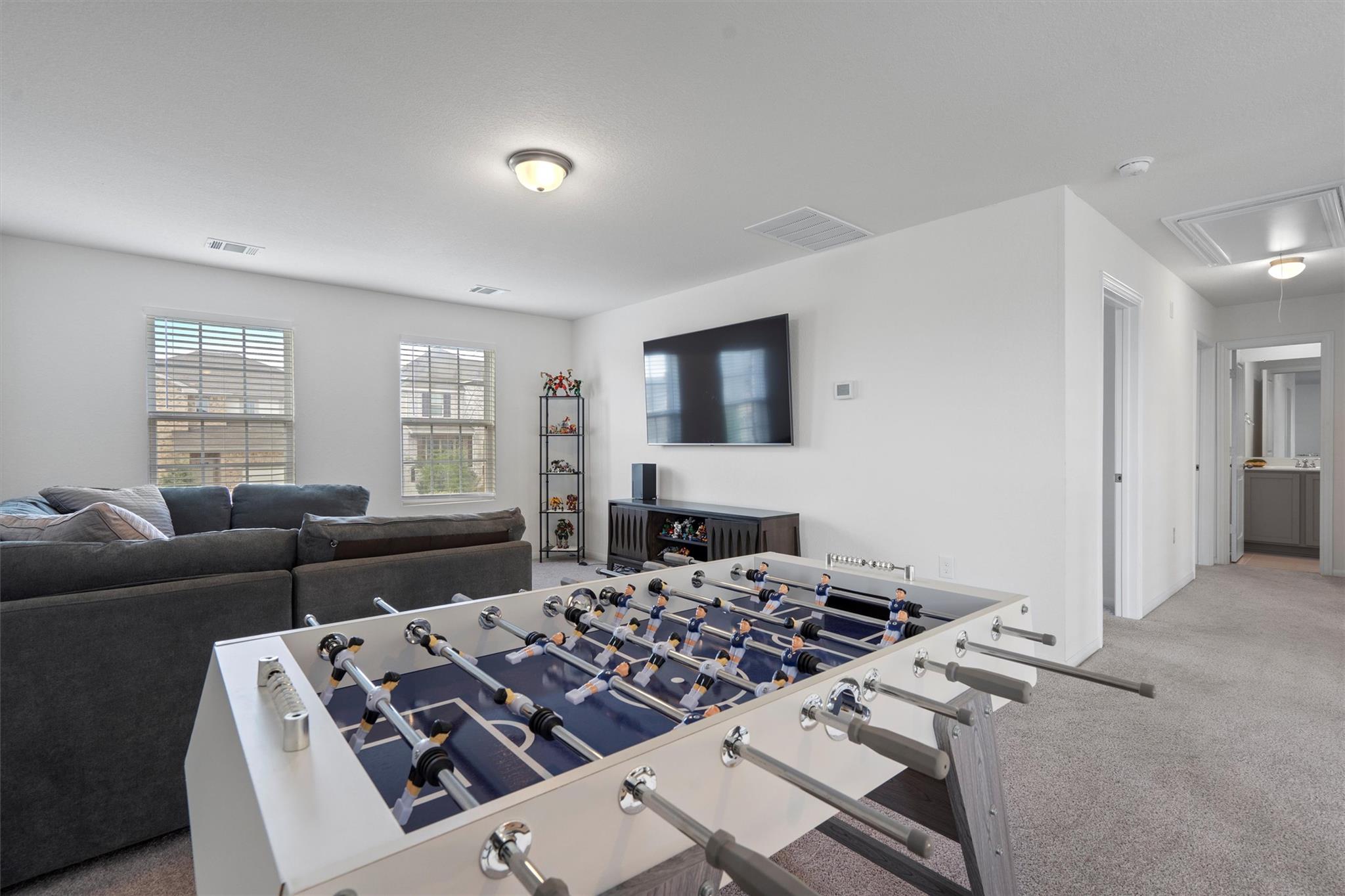 6720 Coalinga LN