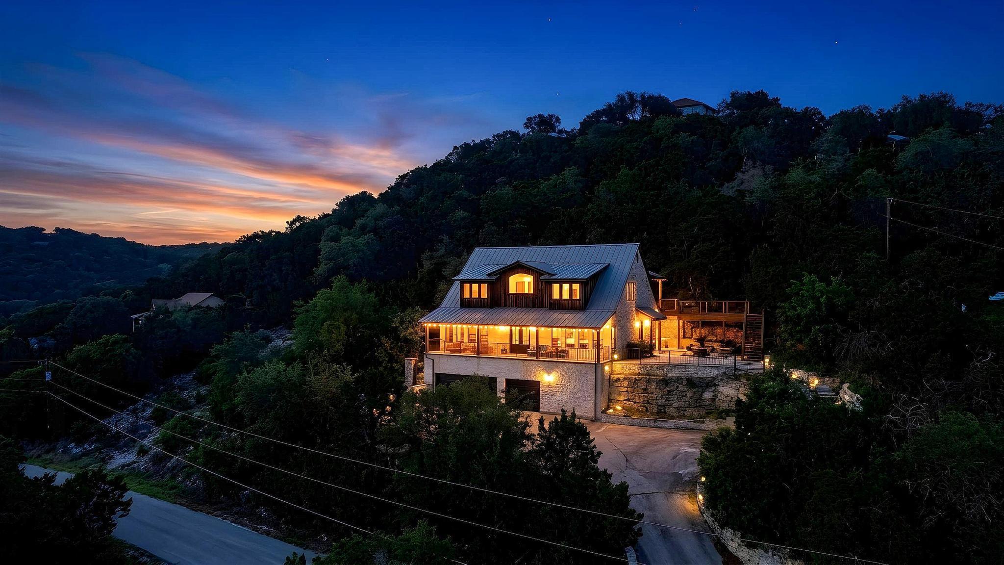 13906 Skyline DR