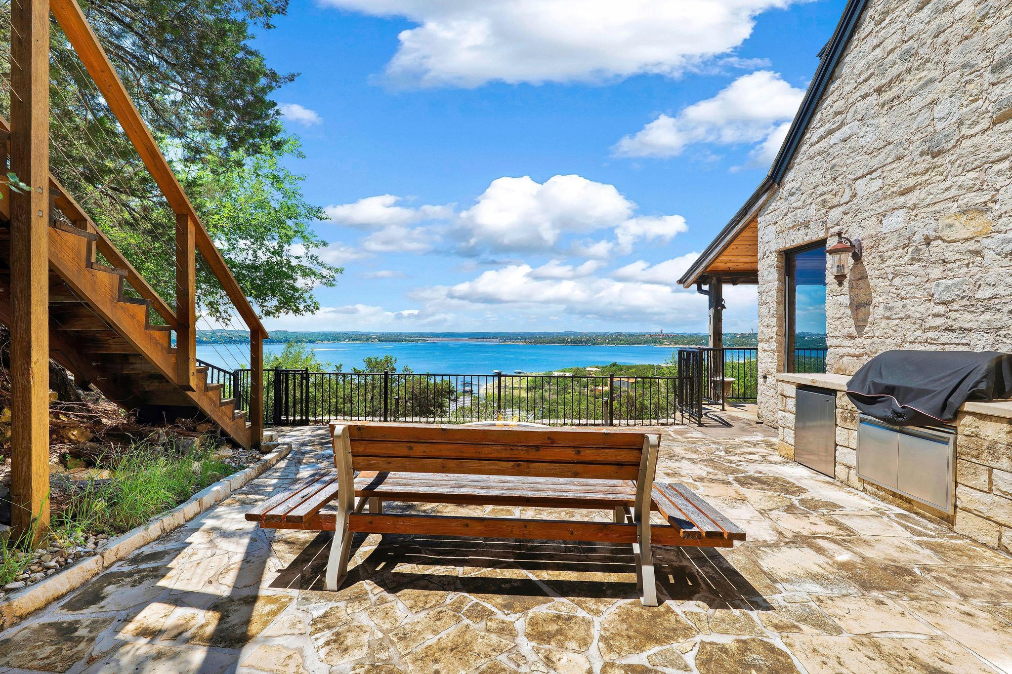 13906 Skyline DR