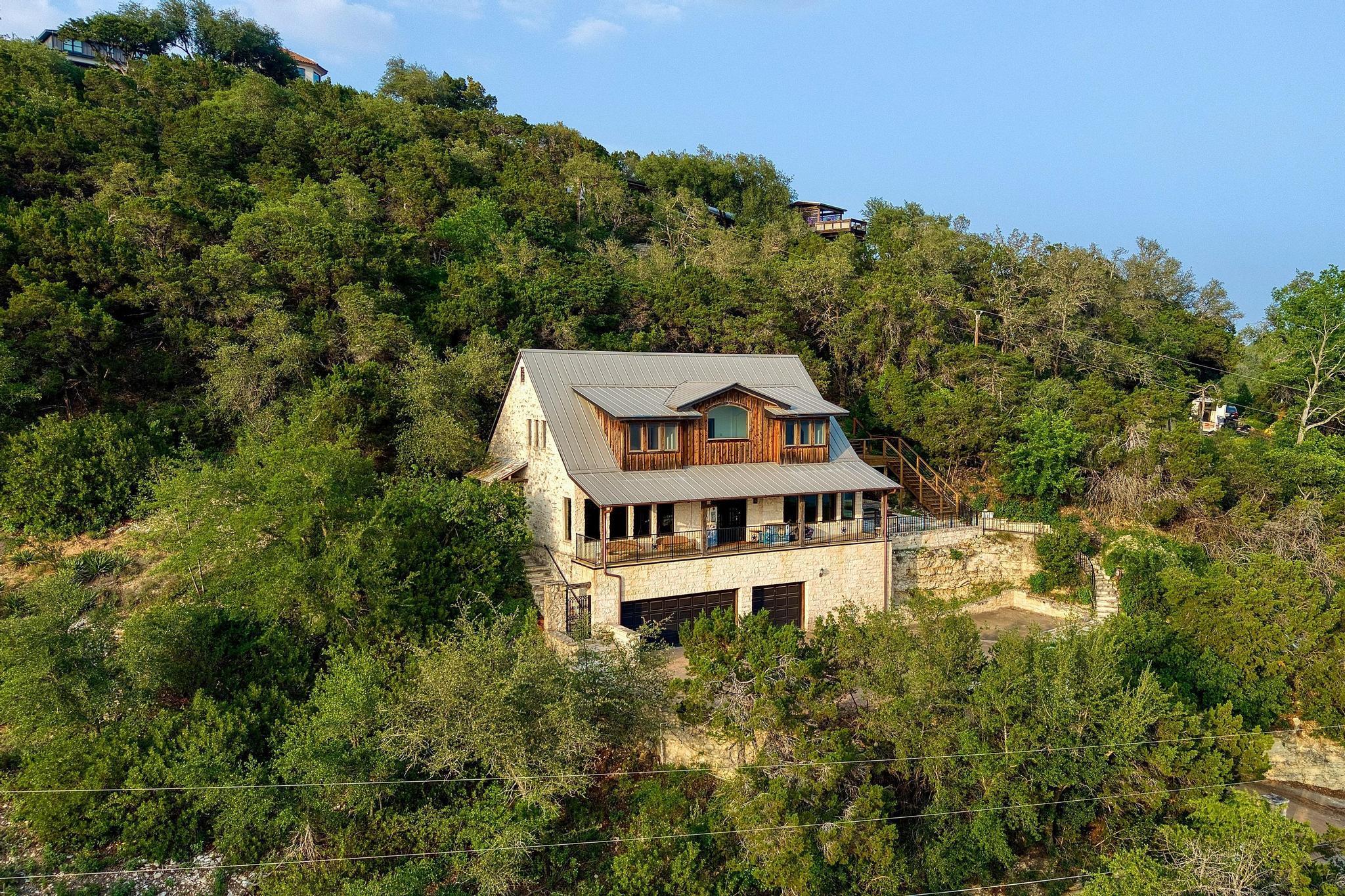 13906 Skyline DR