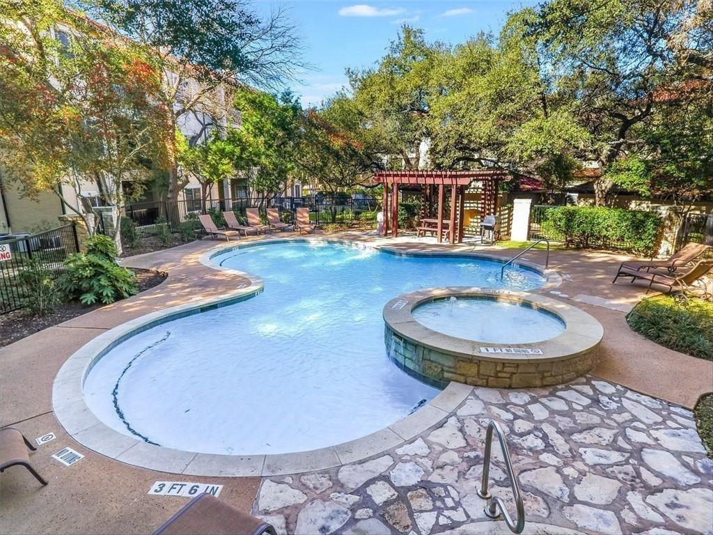 9525 N Capital of Texas Highway # 136, Austin Unit: 136