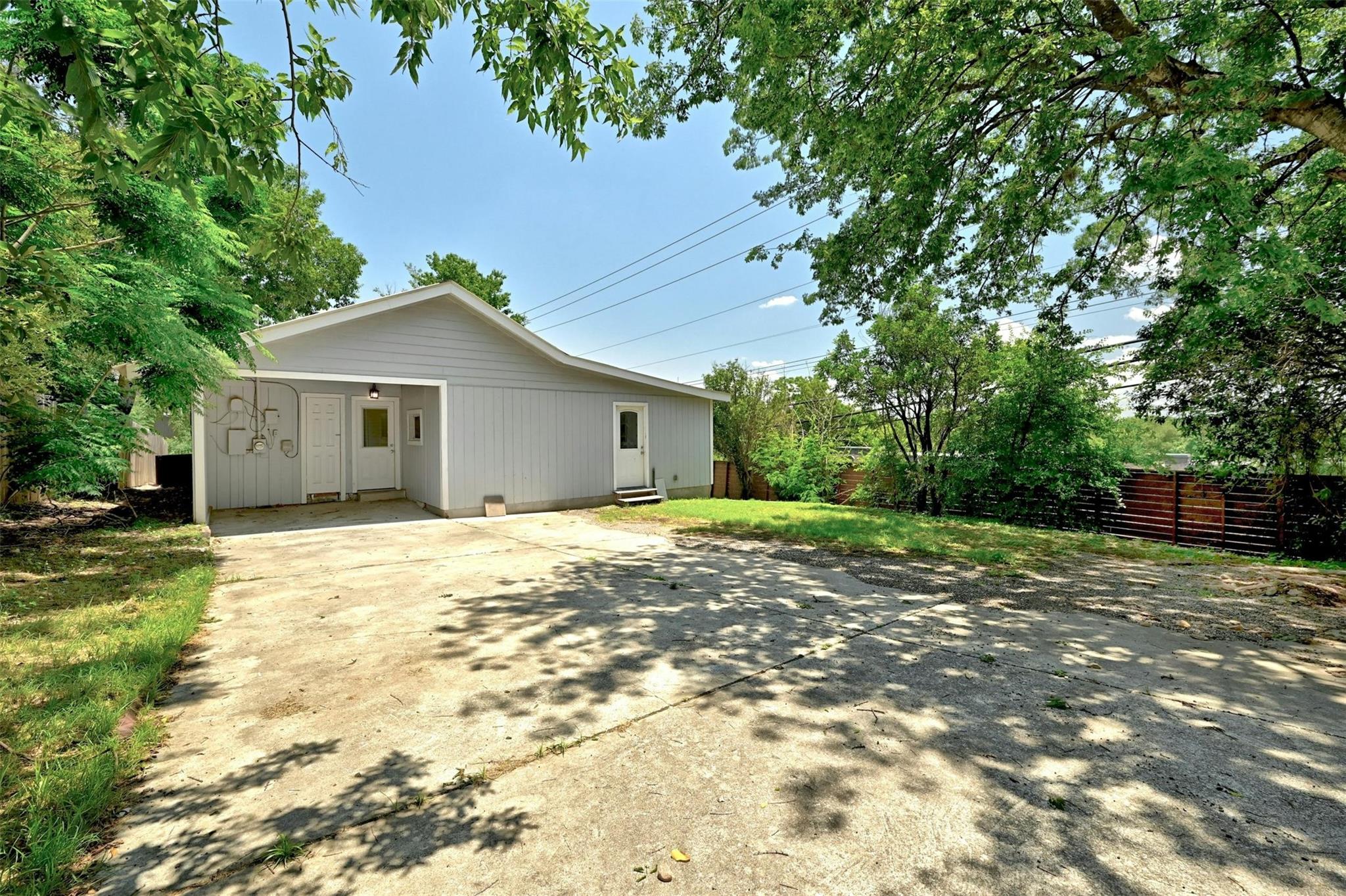 1200 Walnut Ave