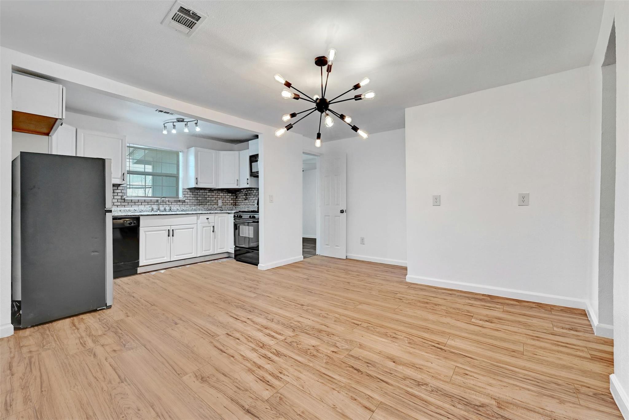 1200 Walnut Ave