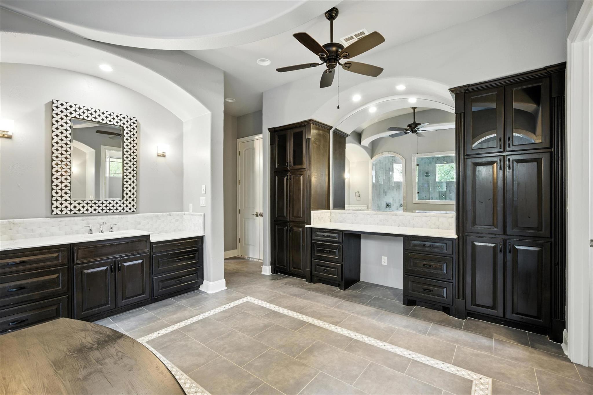 7617 Lazy River CV