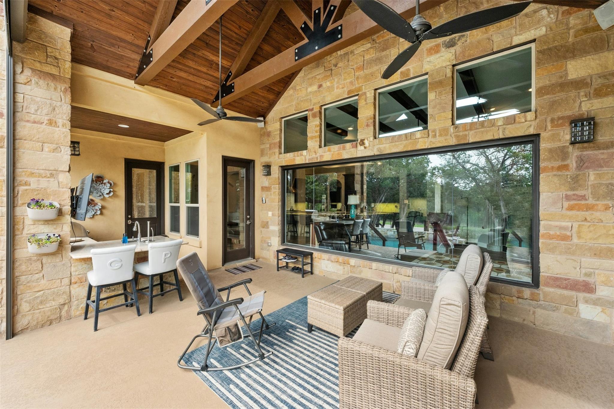 7617 Lazy River CV
