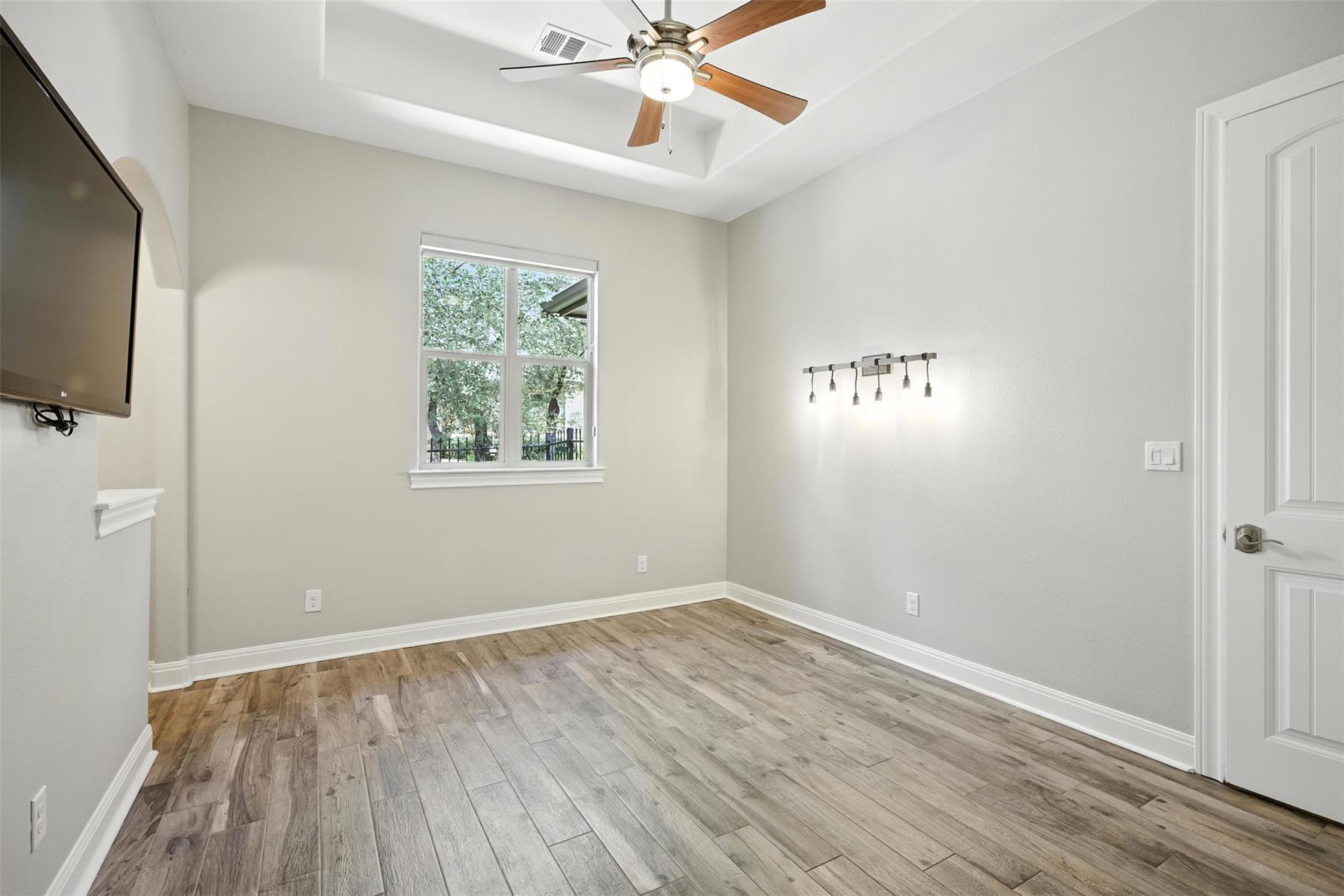 7617 Lazy River CV