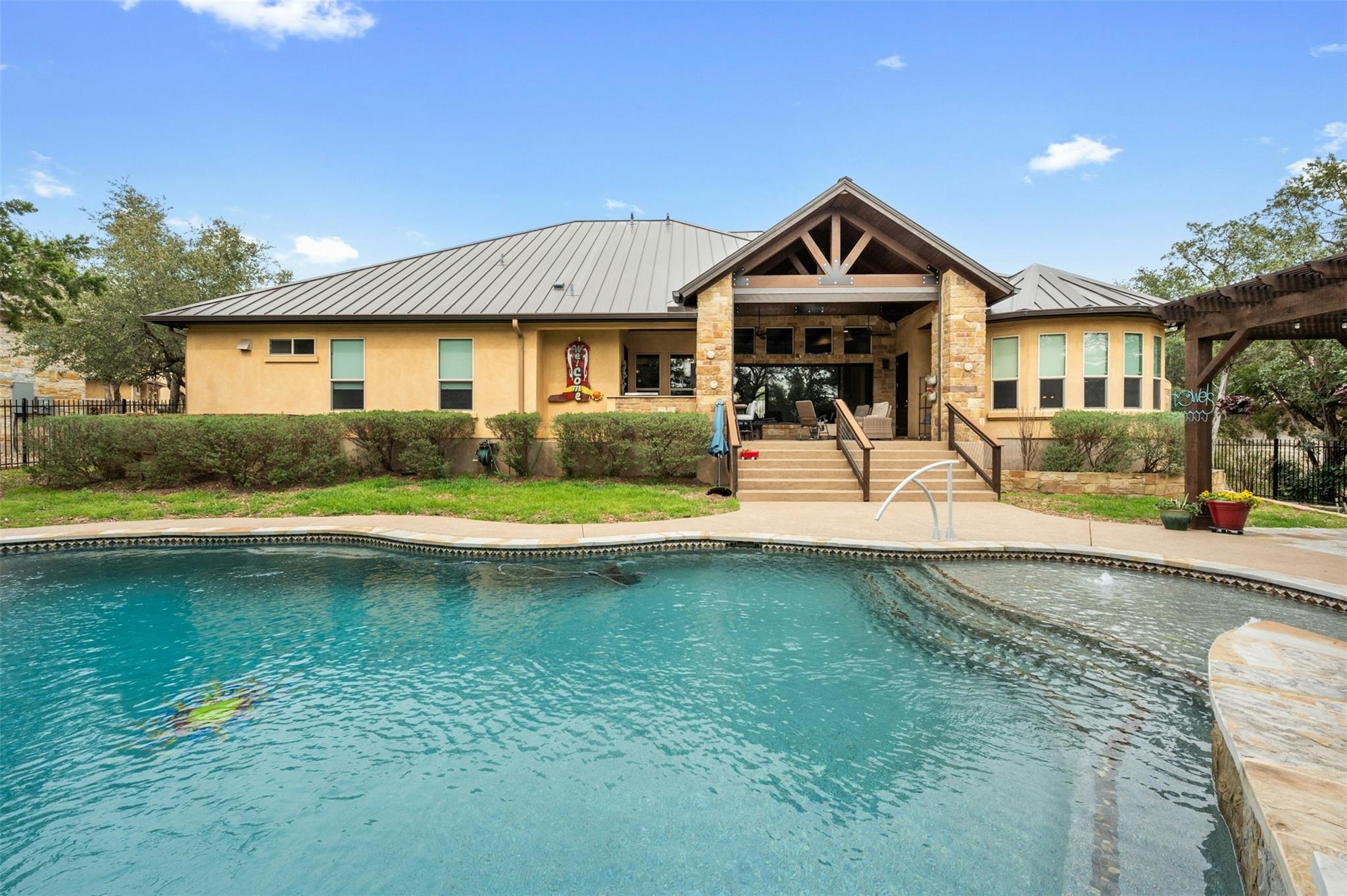 7617 Lazy River CV