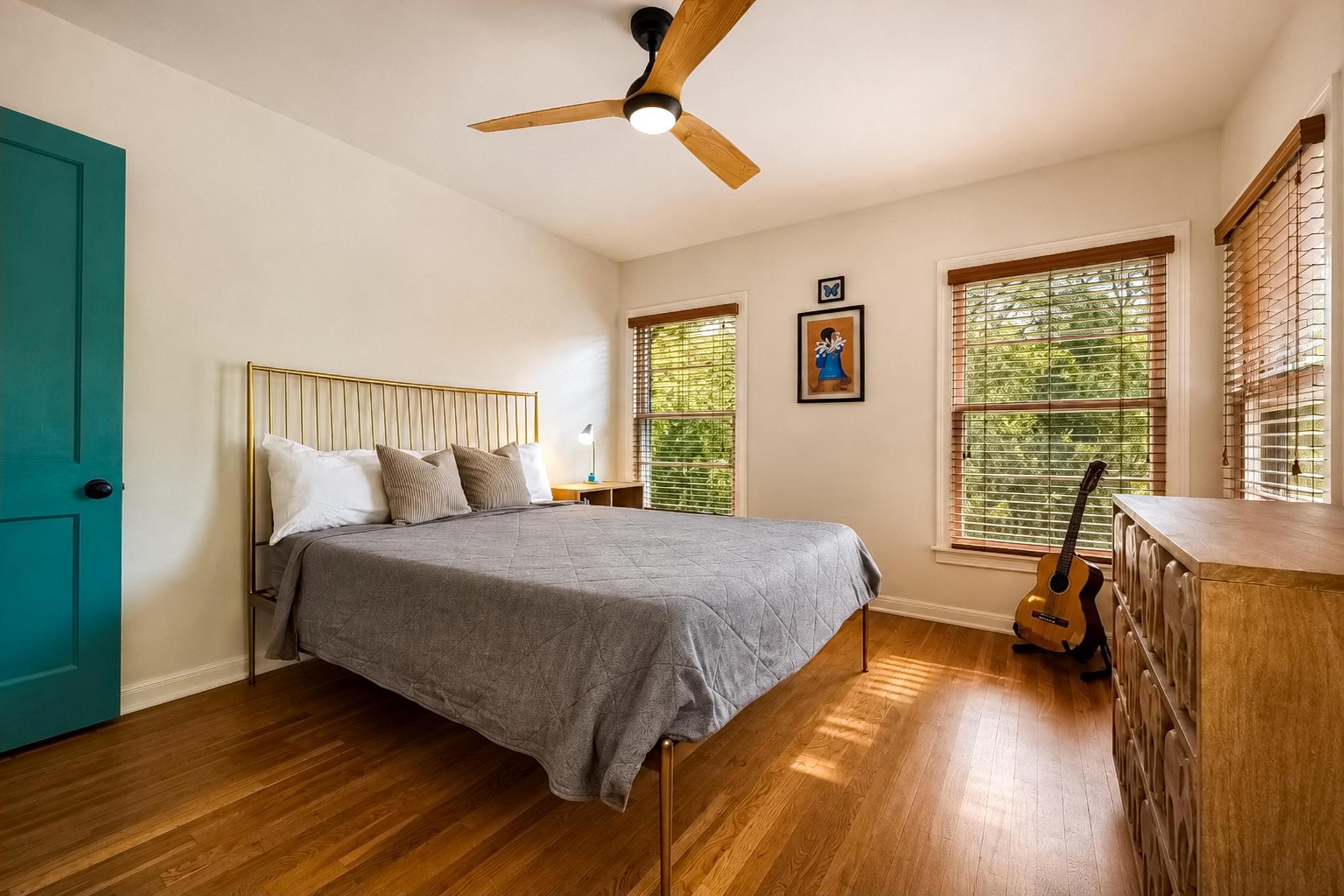 2209 La Casa DR