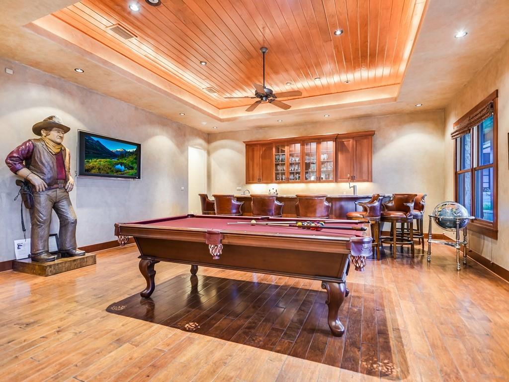 1584 County Road 226 RD