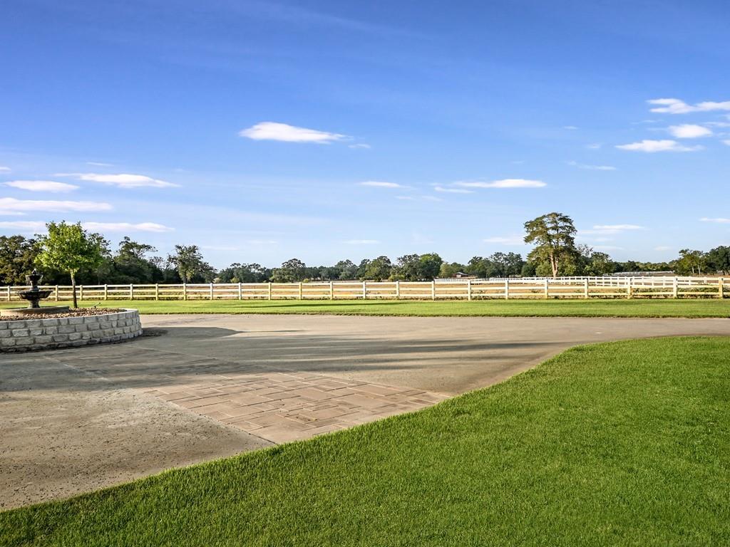 1584 County Road 226 RD