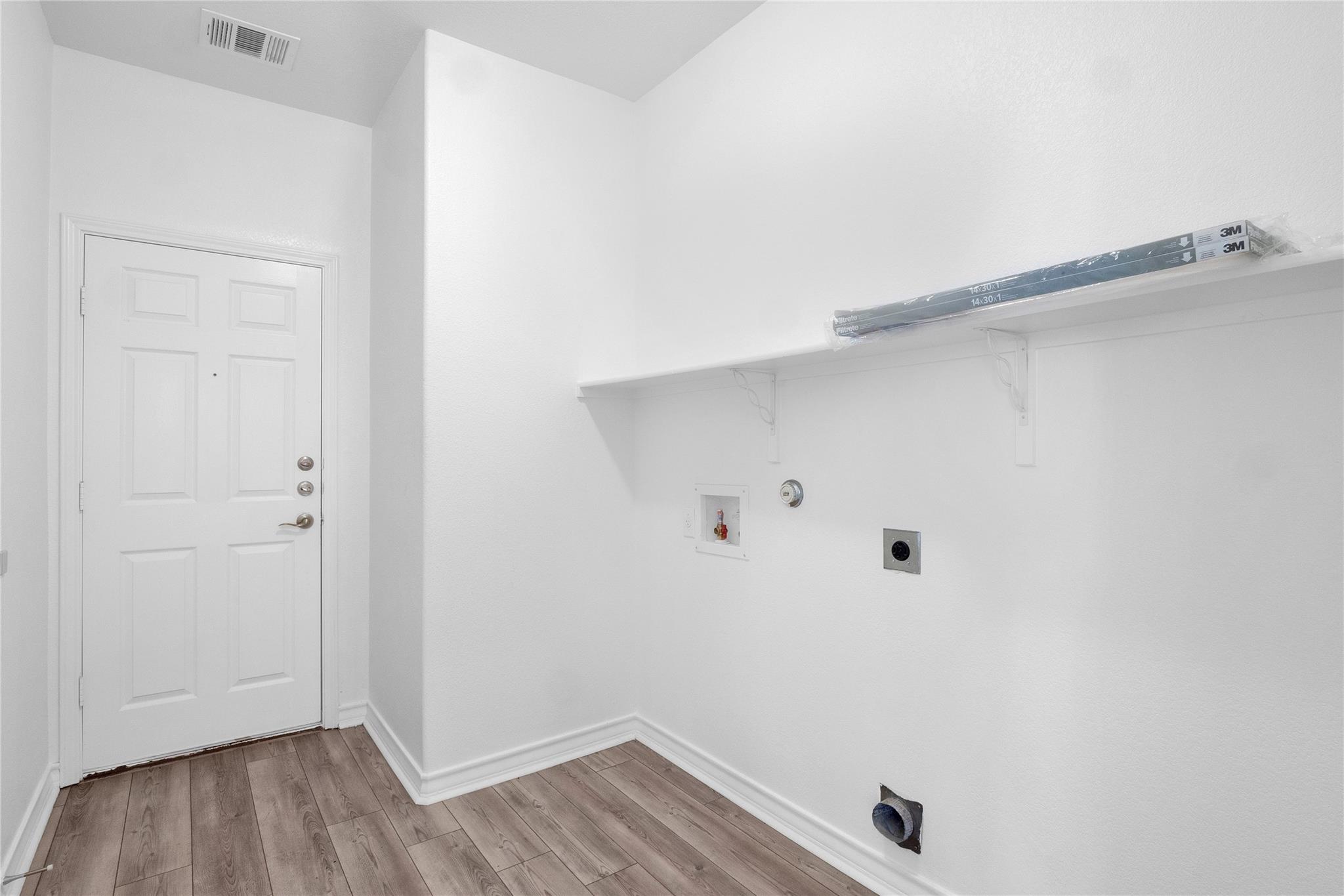 10217 English Oak DR