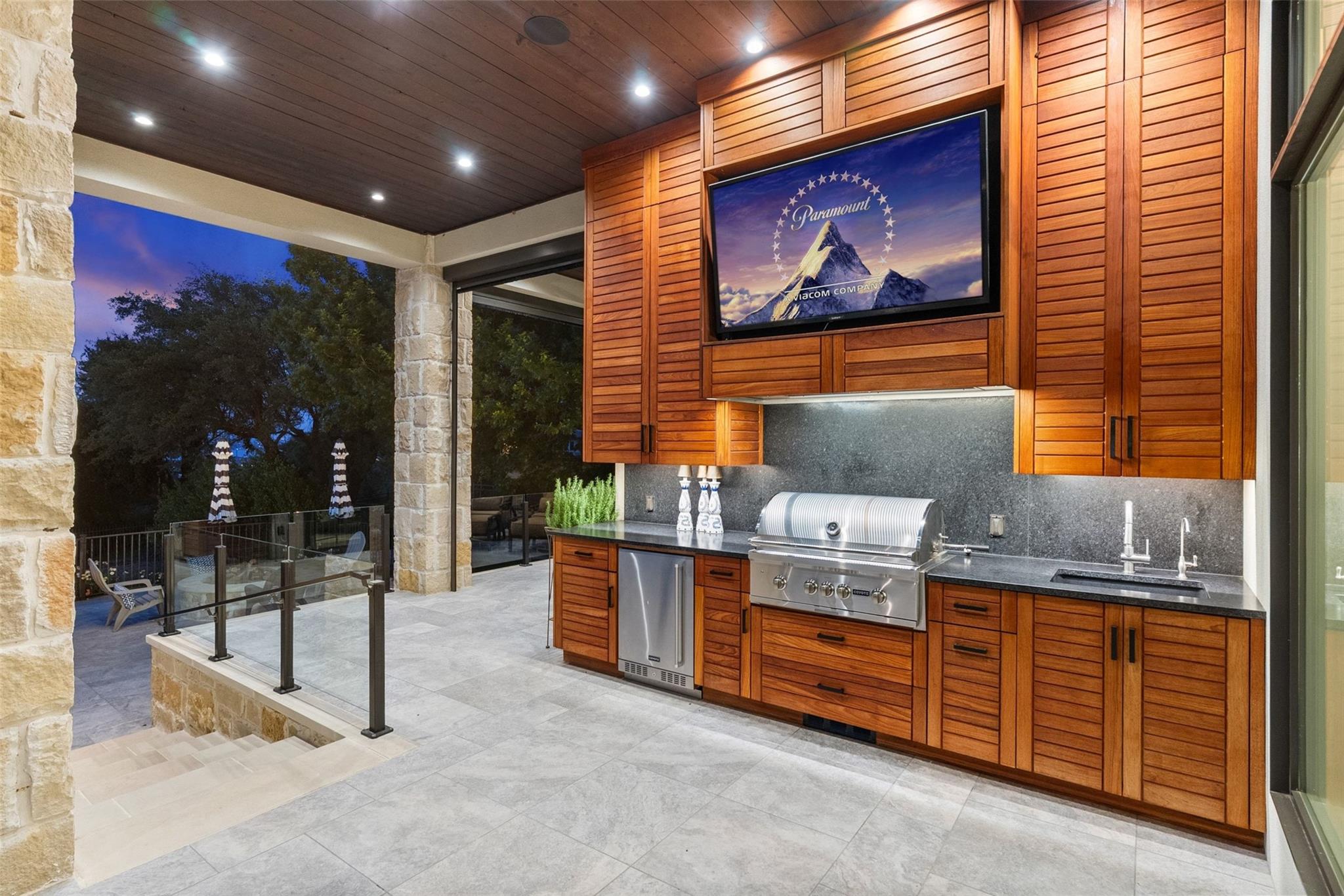 106 Diamond Hill DR