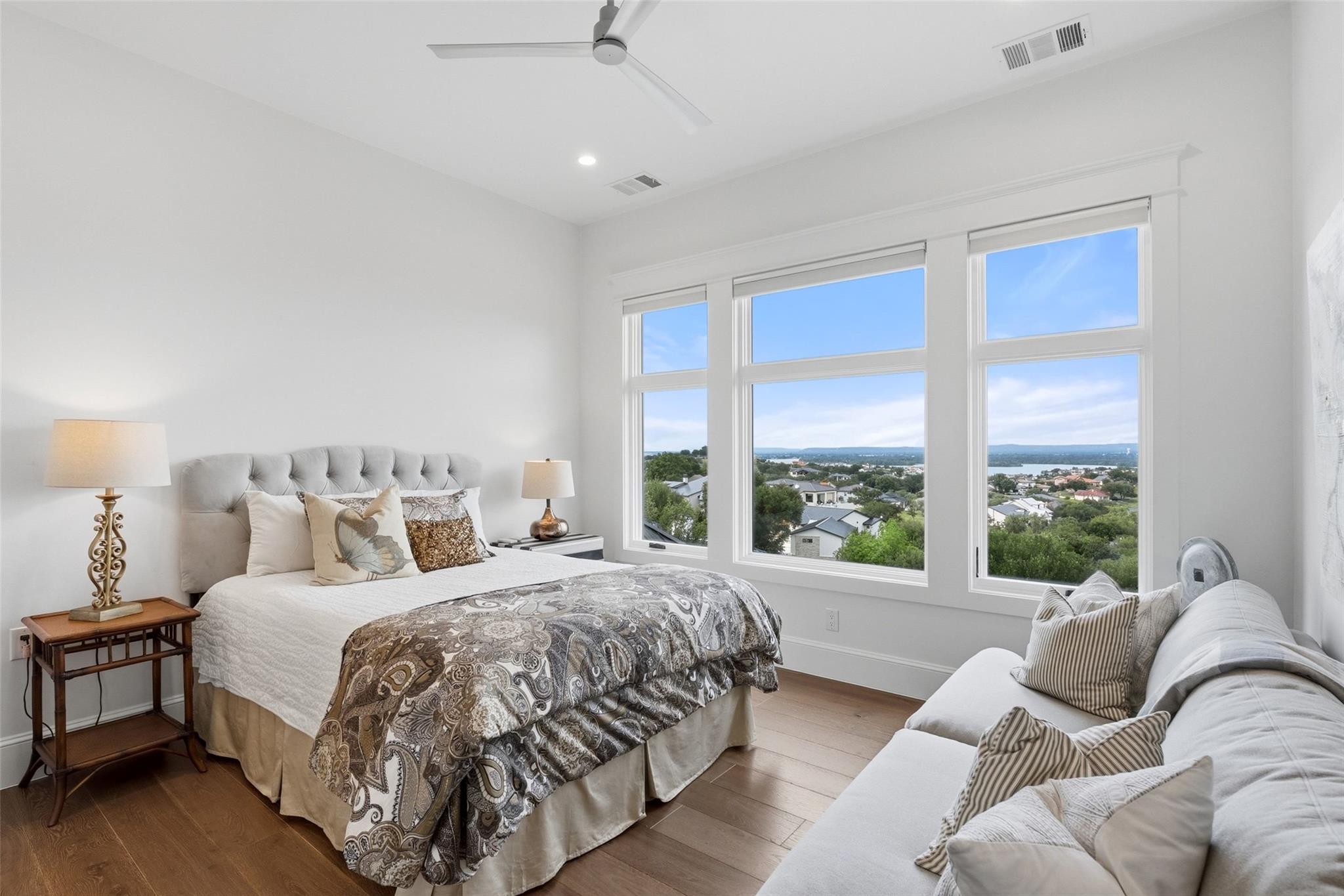 106 Diamond Hill DR