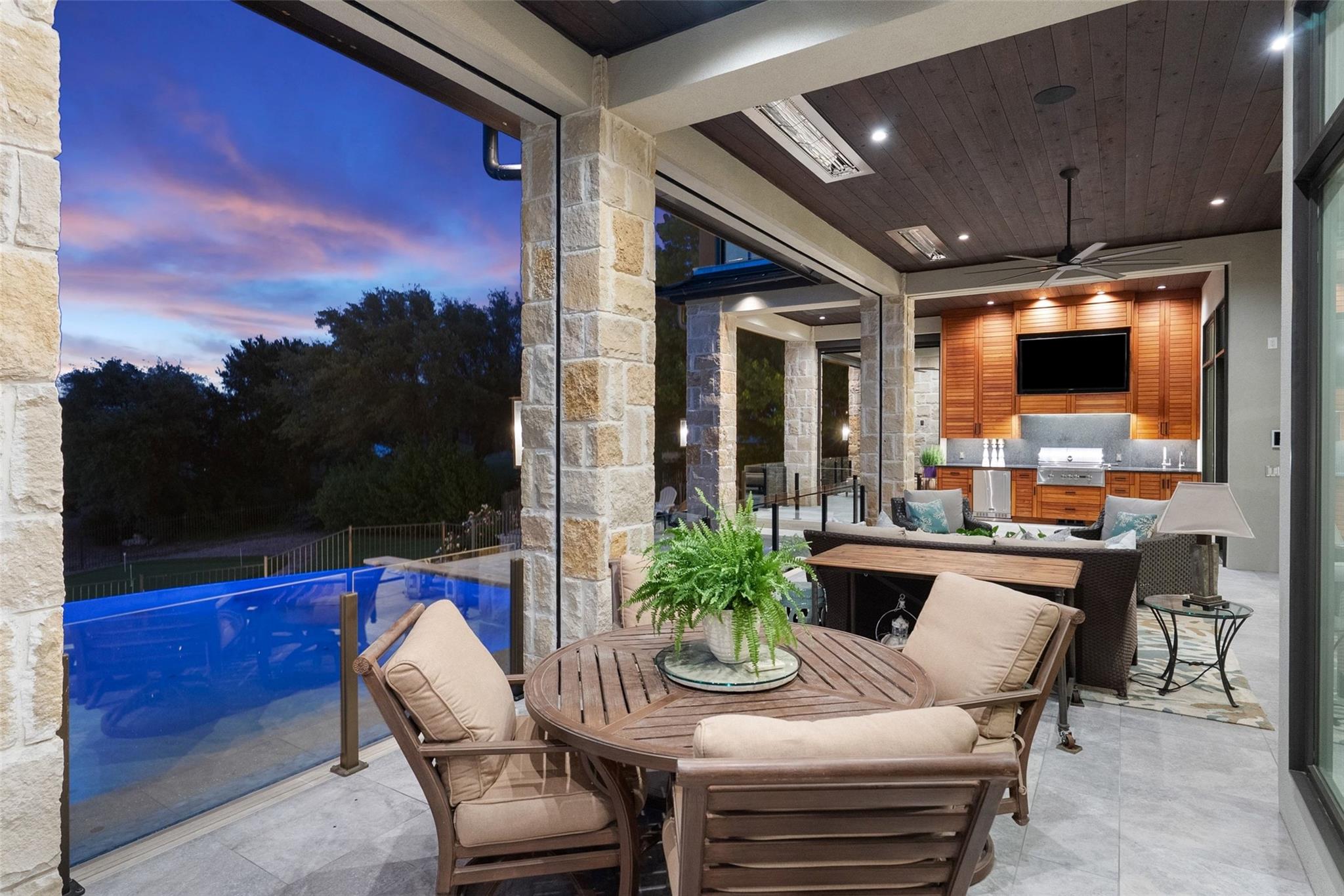 106 Diamond Hill DR