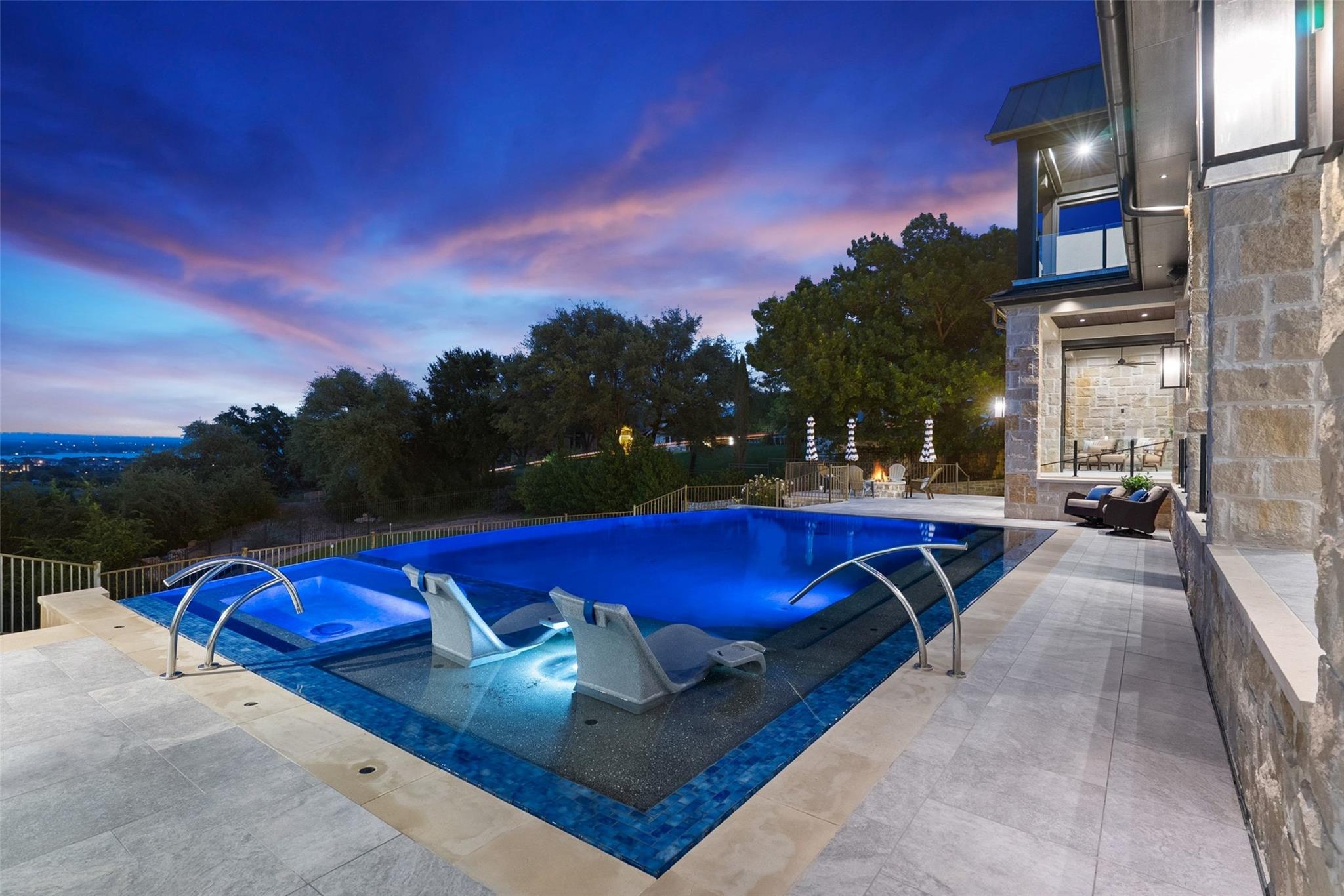106 Diamond Hill DR