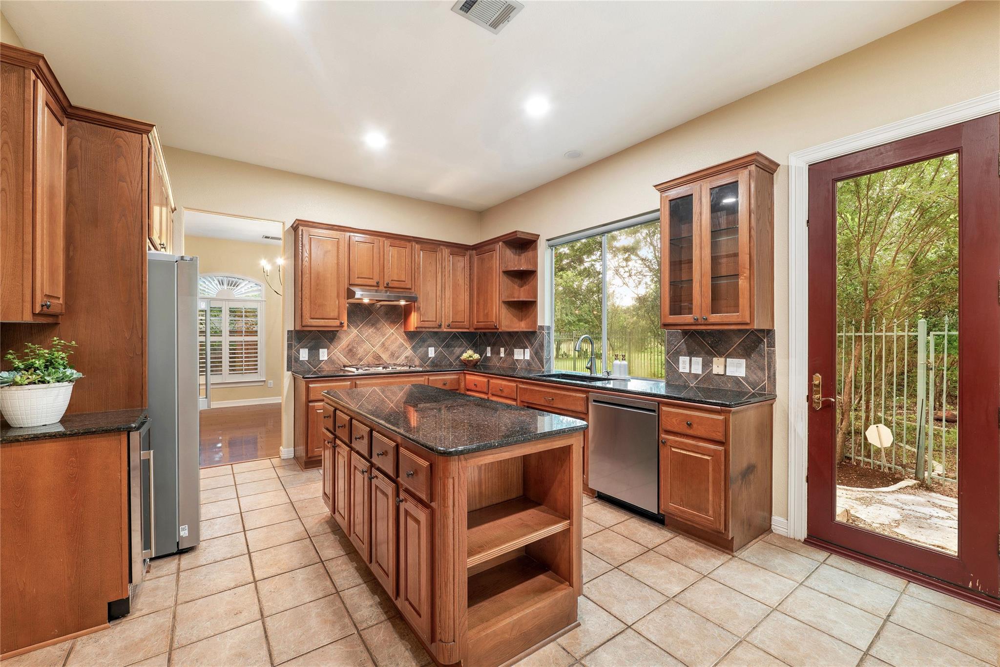 3903 Gaines CT