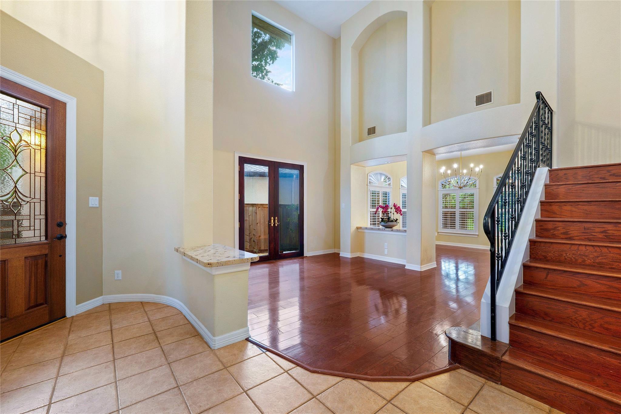 3903 Gaines CT