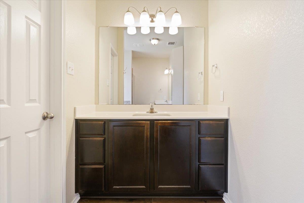 5807 Ambrose CIR, Temple