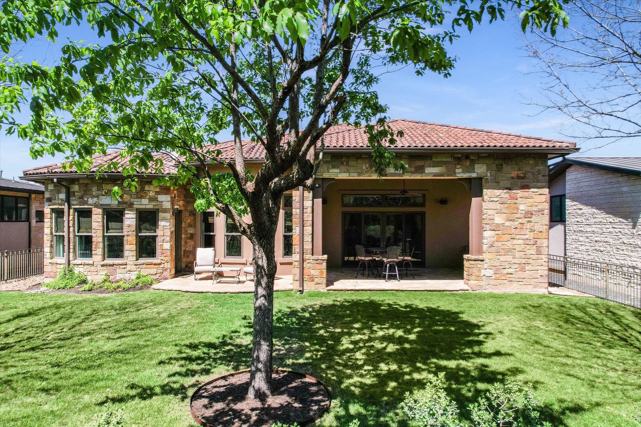 8225 Carranzo DR