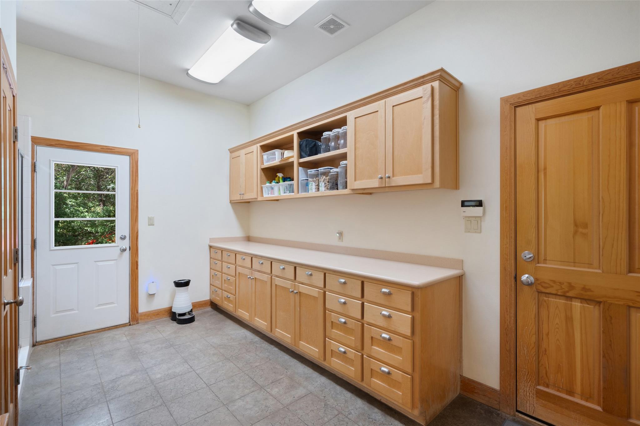 1601 Wild Basin Ledge