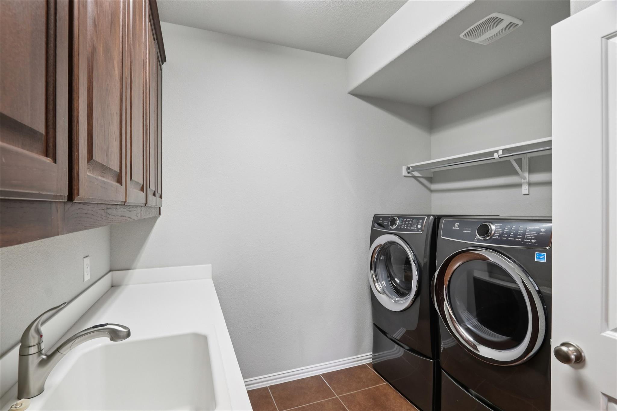 7906 Turnback Ledge TRL