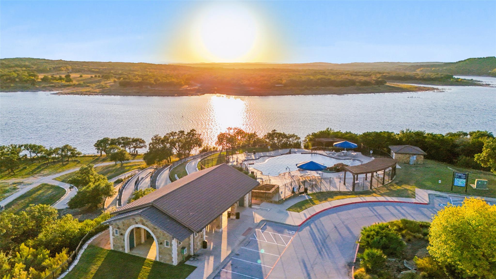 7906 Turnback Ledge TRL