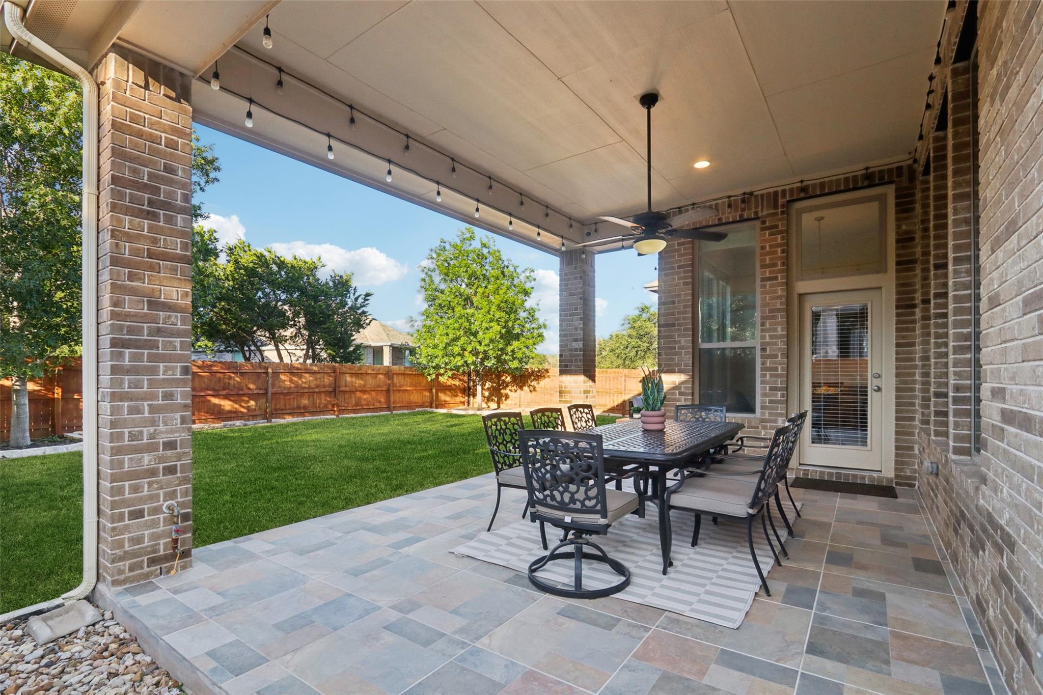 7906 Turnback Ledge TRL