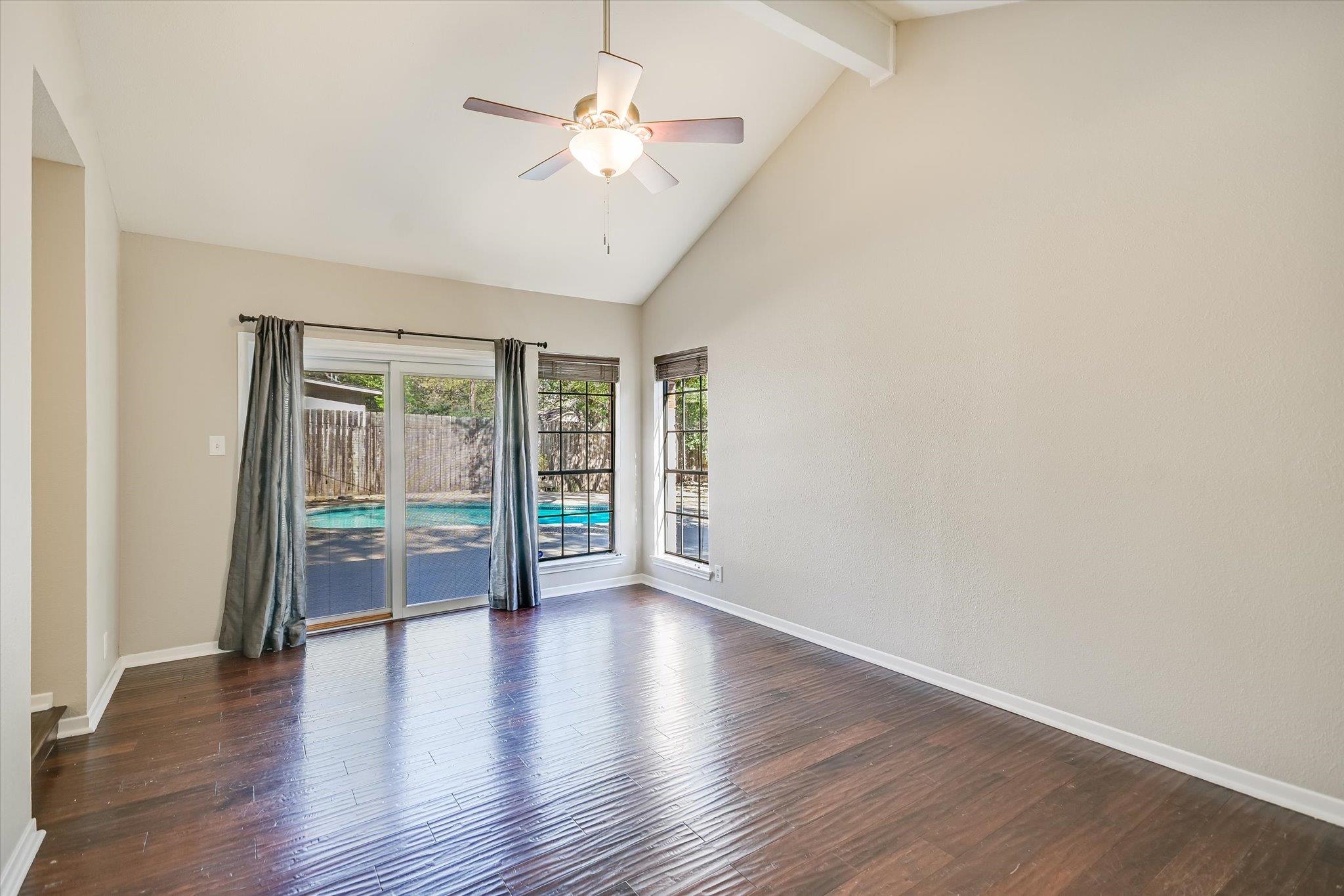 11601 Three Oaks TRL