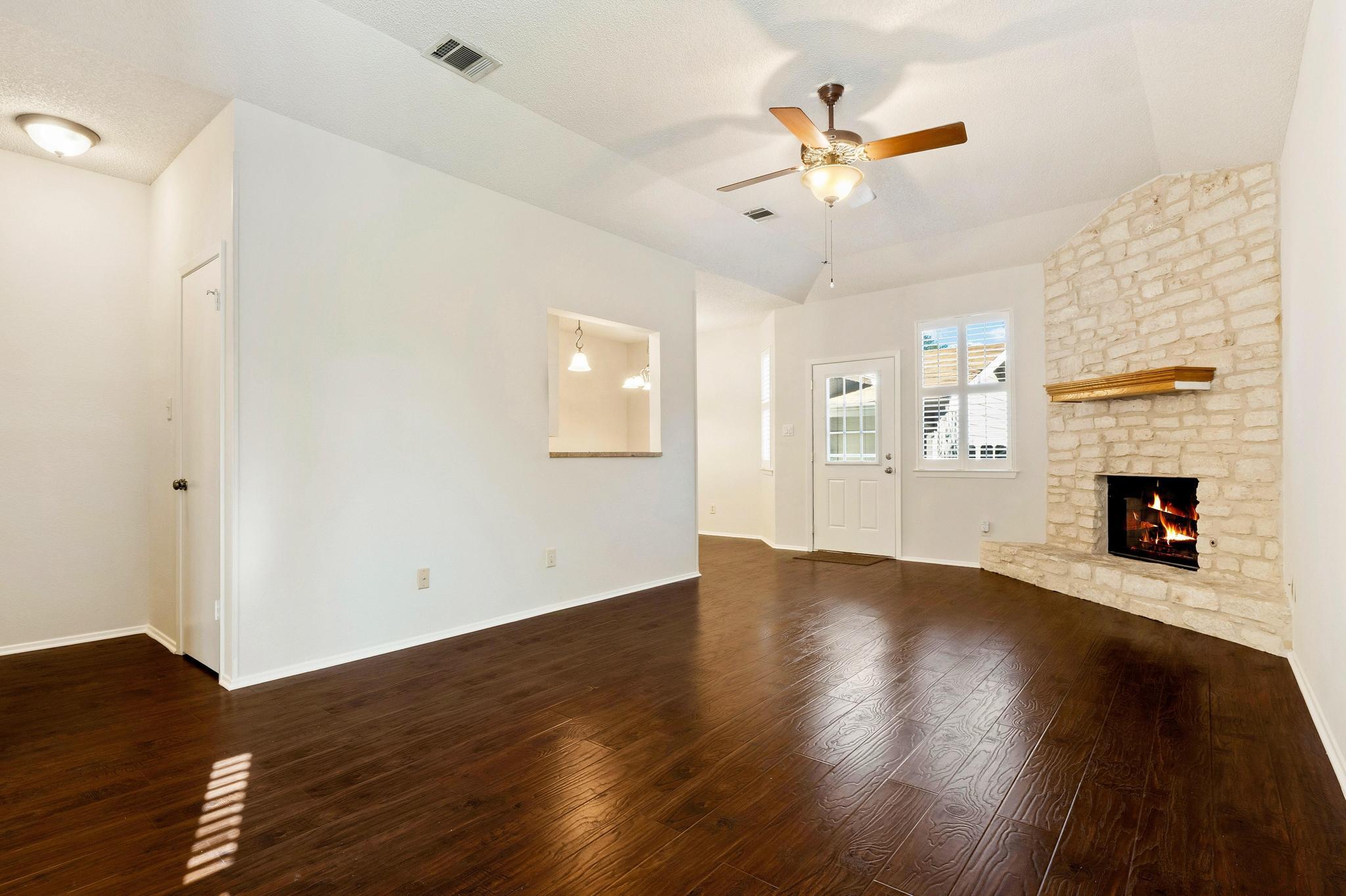 6501 Brush Country RD # 109