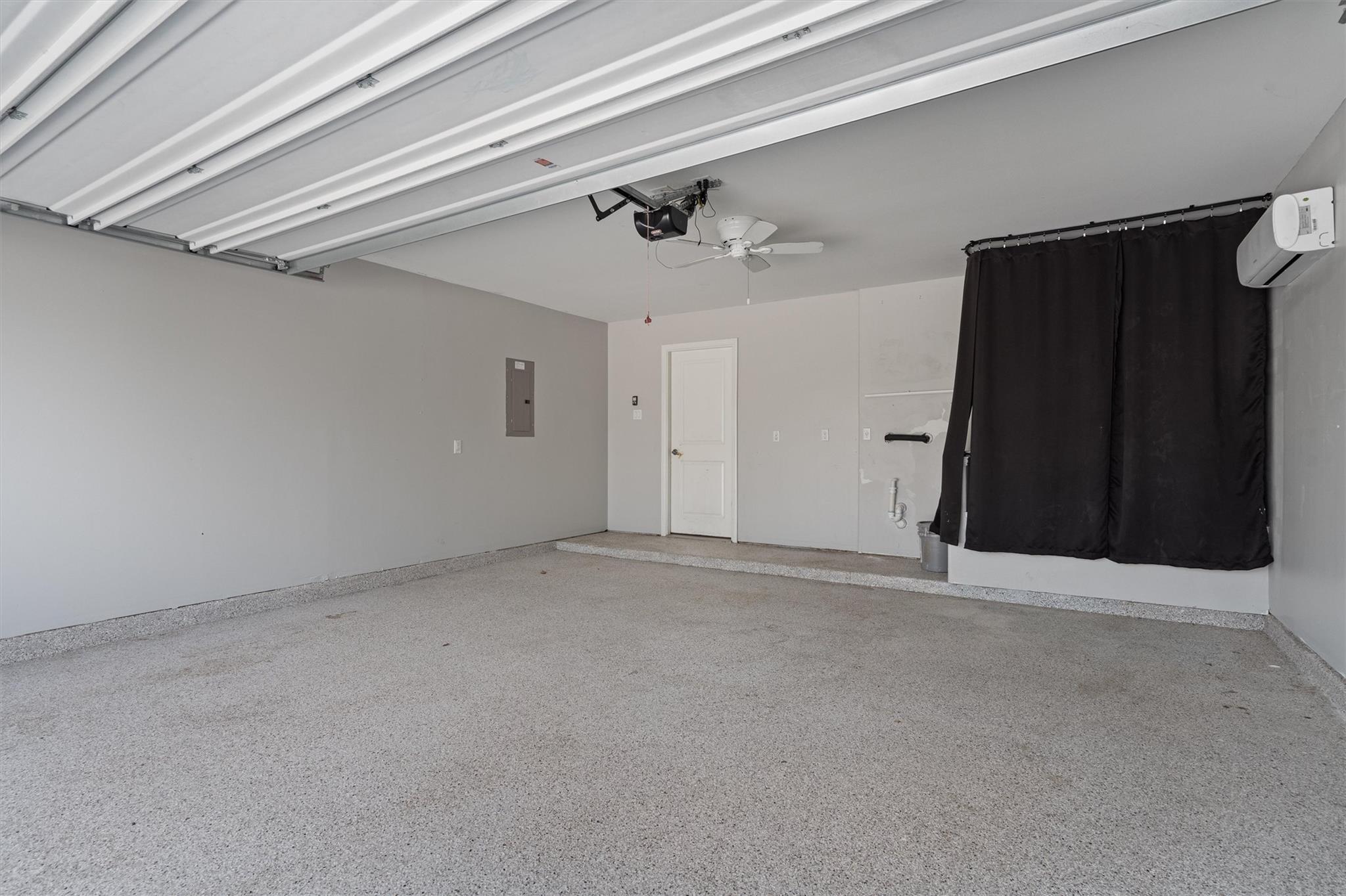 708 Hereford LOOP