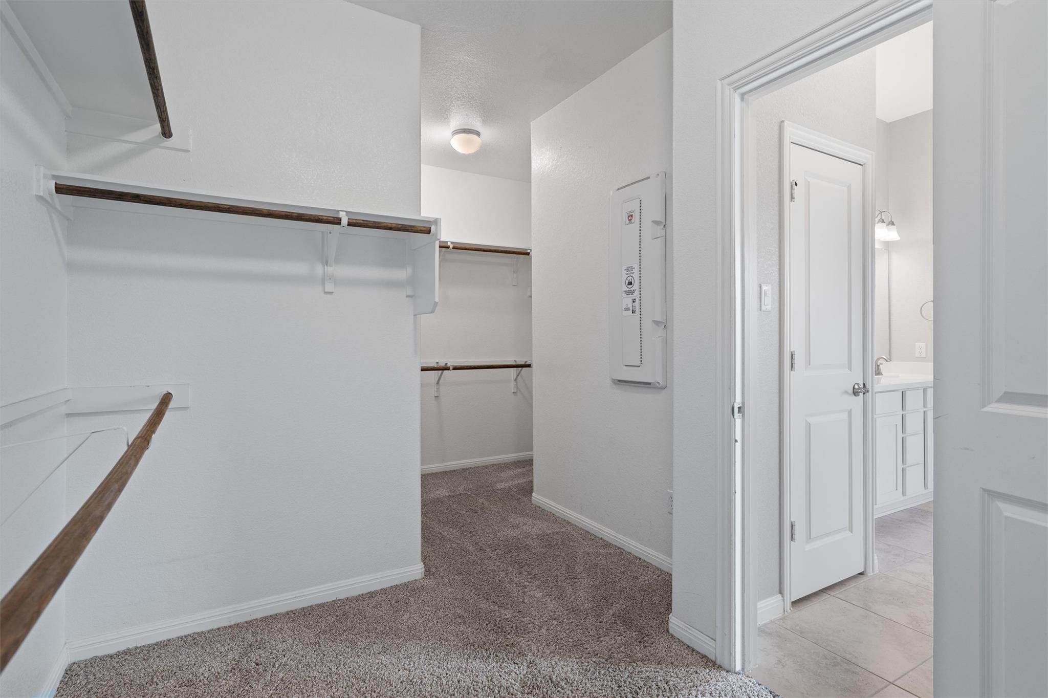 708 Hereford LOOP