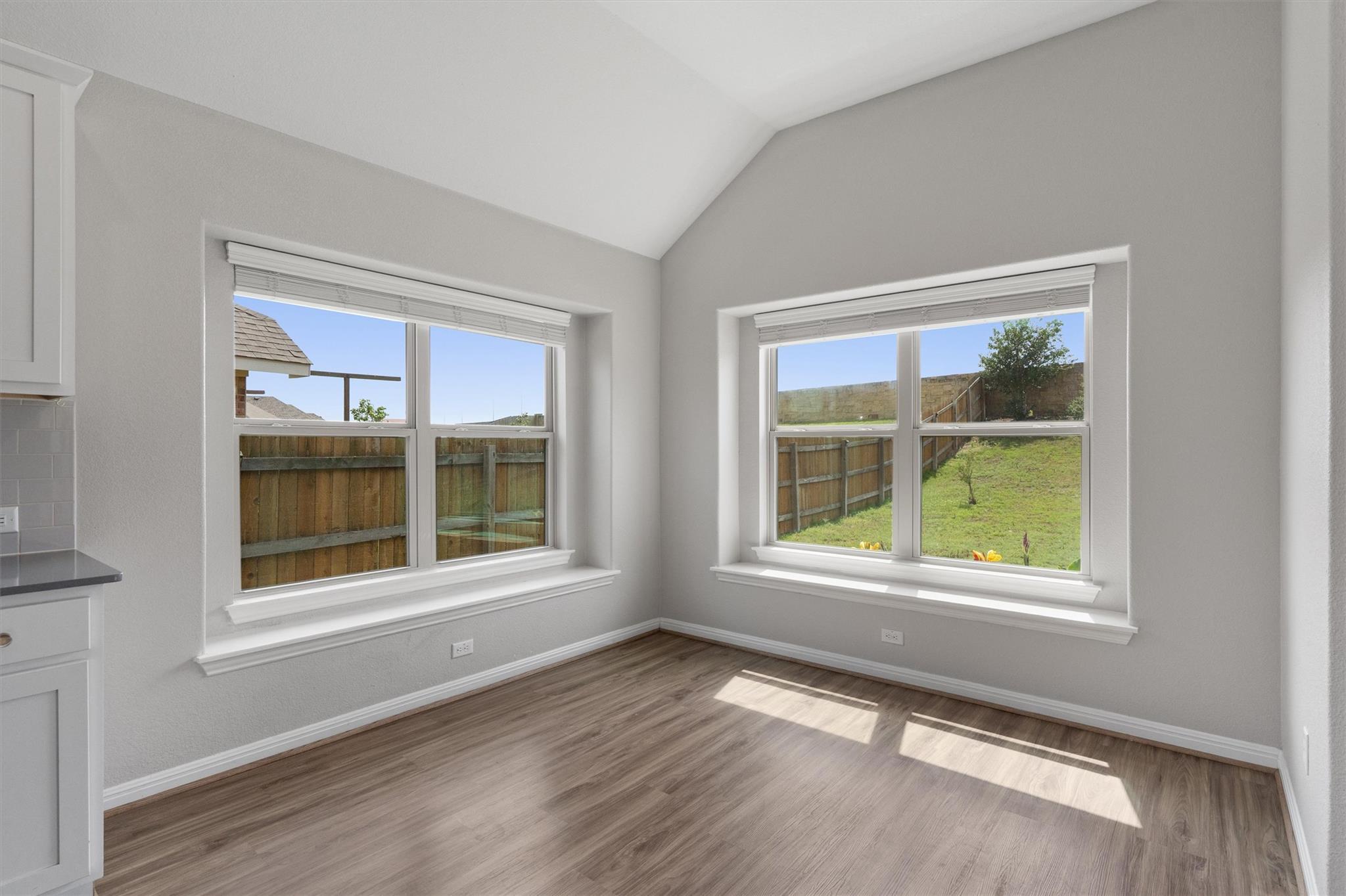 708 Hereford LOOP