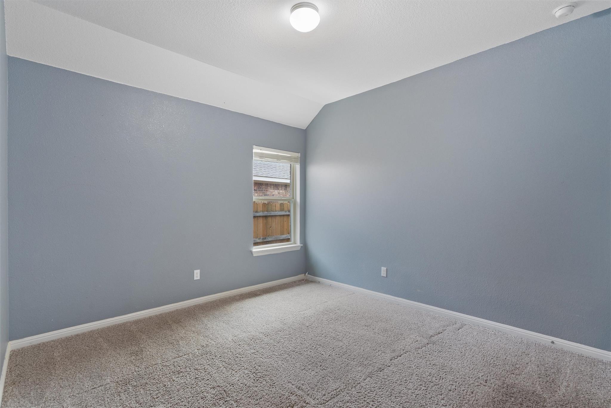 708 Hereford LOOP