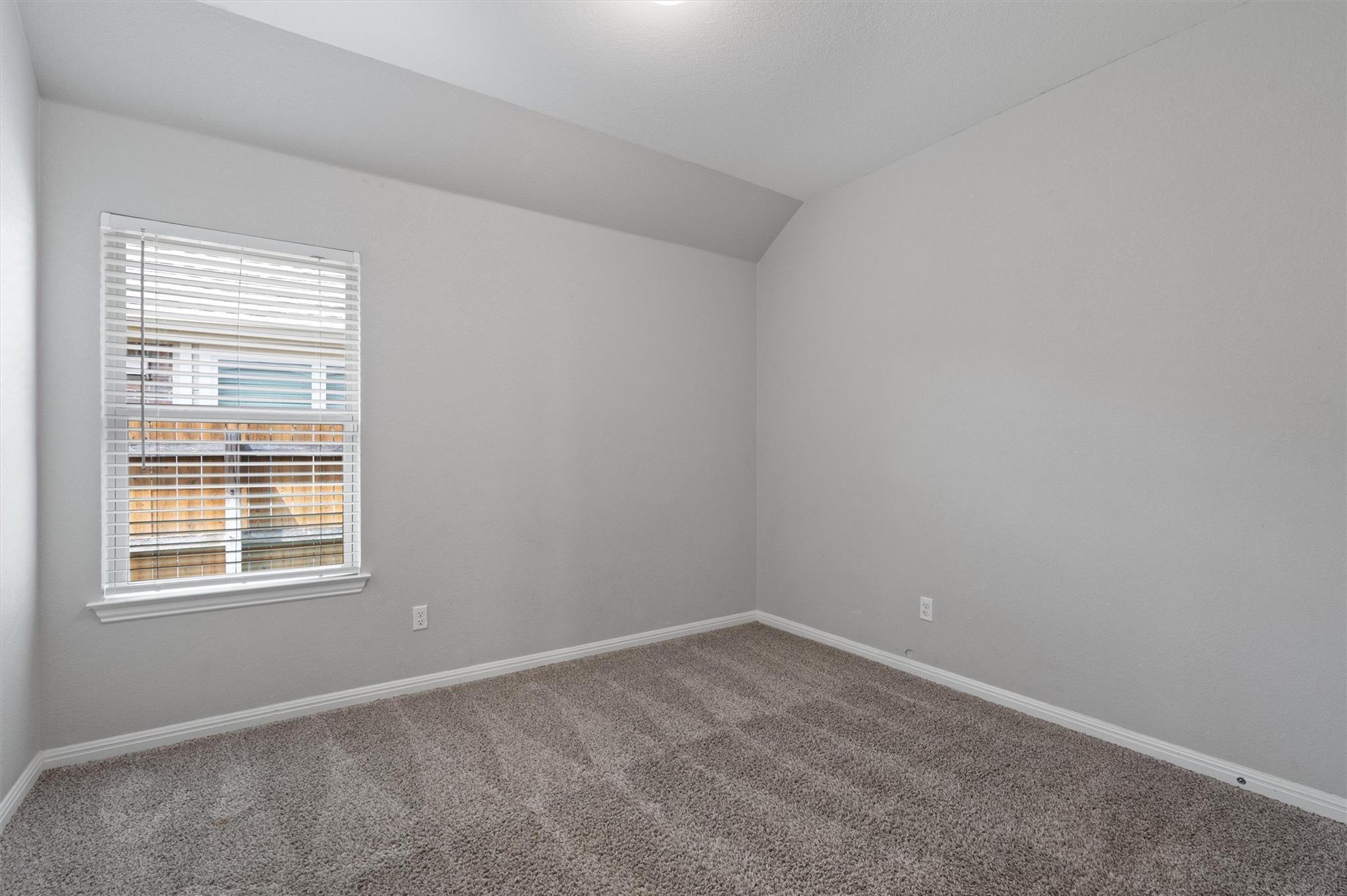 708 Hereford LOOP